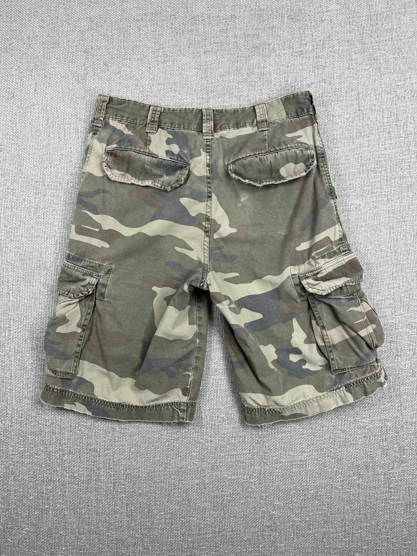 Y2K Camo Cargo Shorts 31"