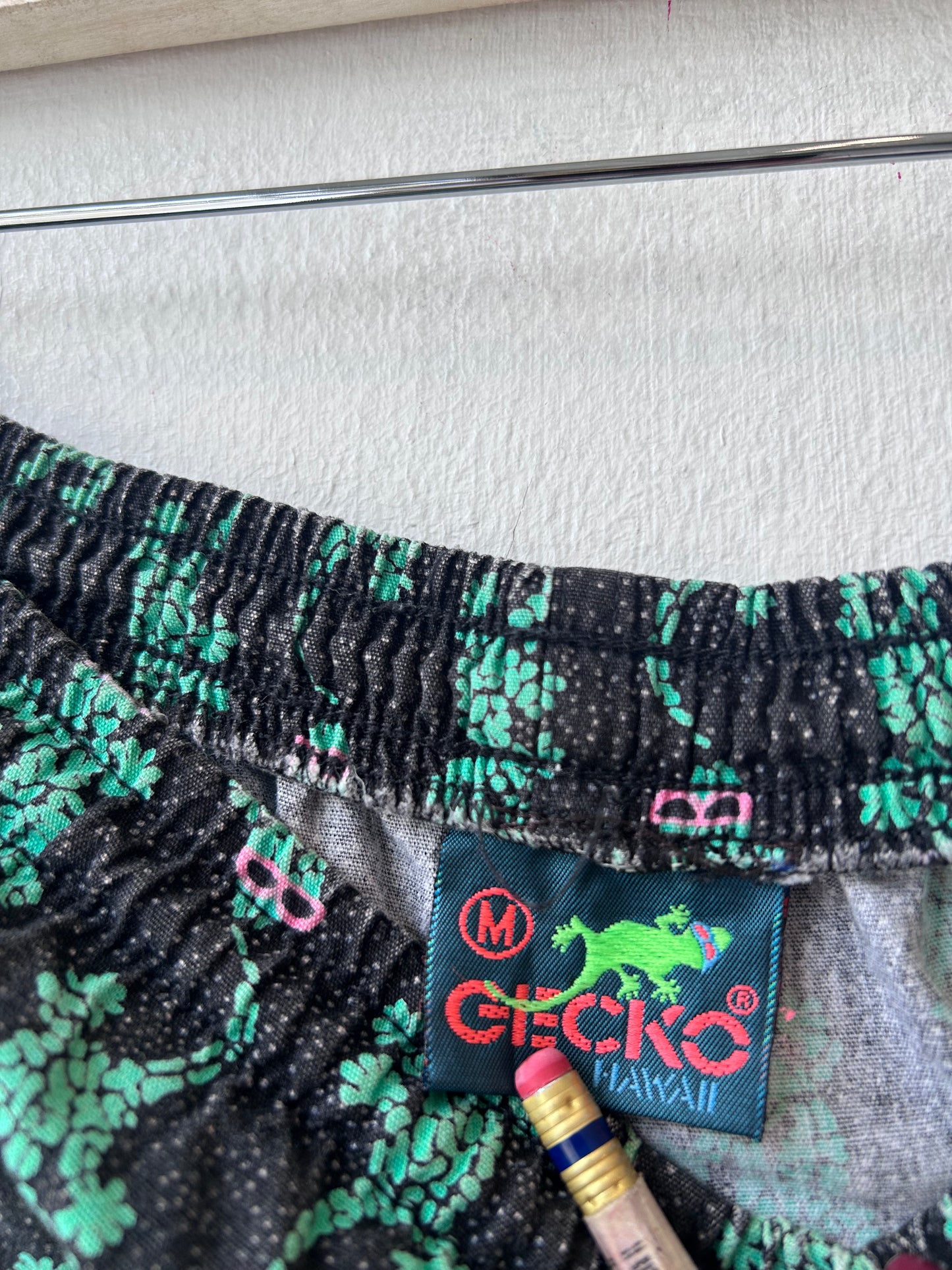 90's Gecko Shorts 28-34"
