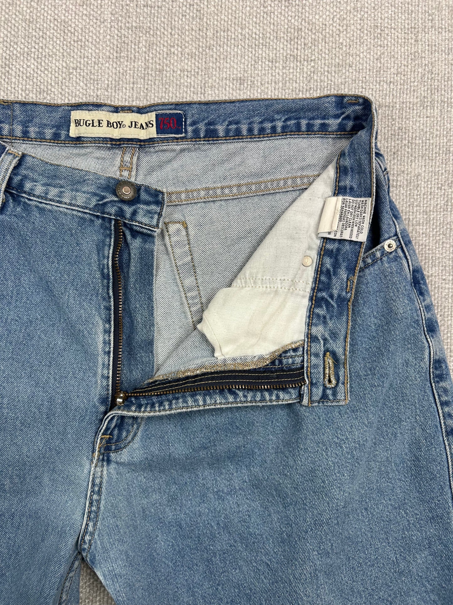 Y2K Baggy Denim Shorts 34"