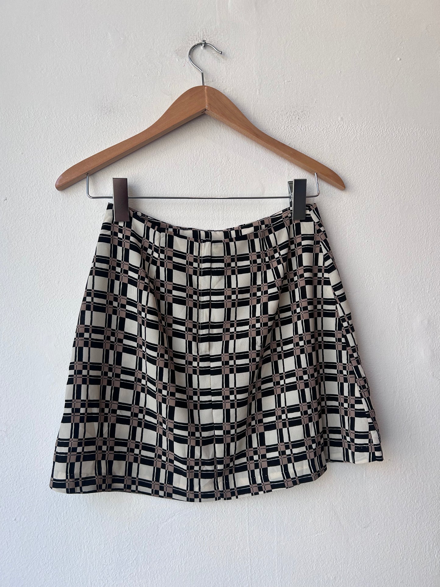90's Checkered Skirt 26"
