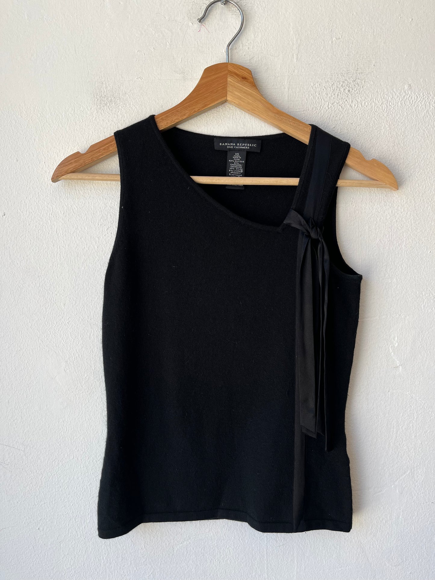 Y2K Black Ribbon Tank