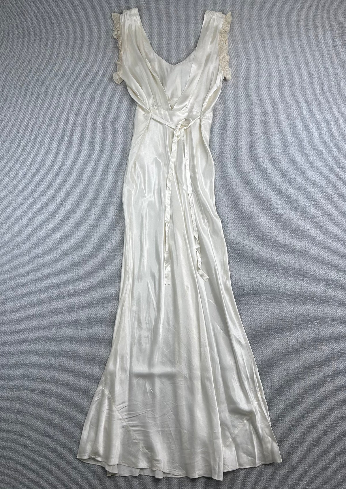 80's White Lace Nightgown