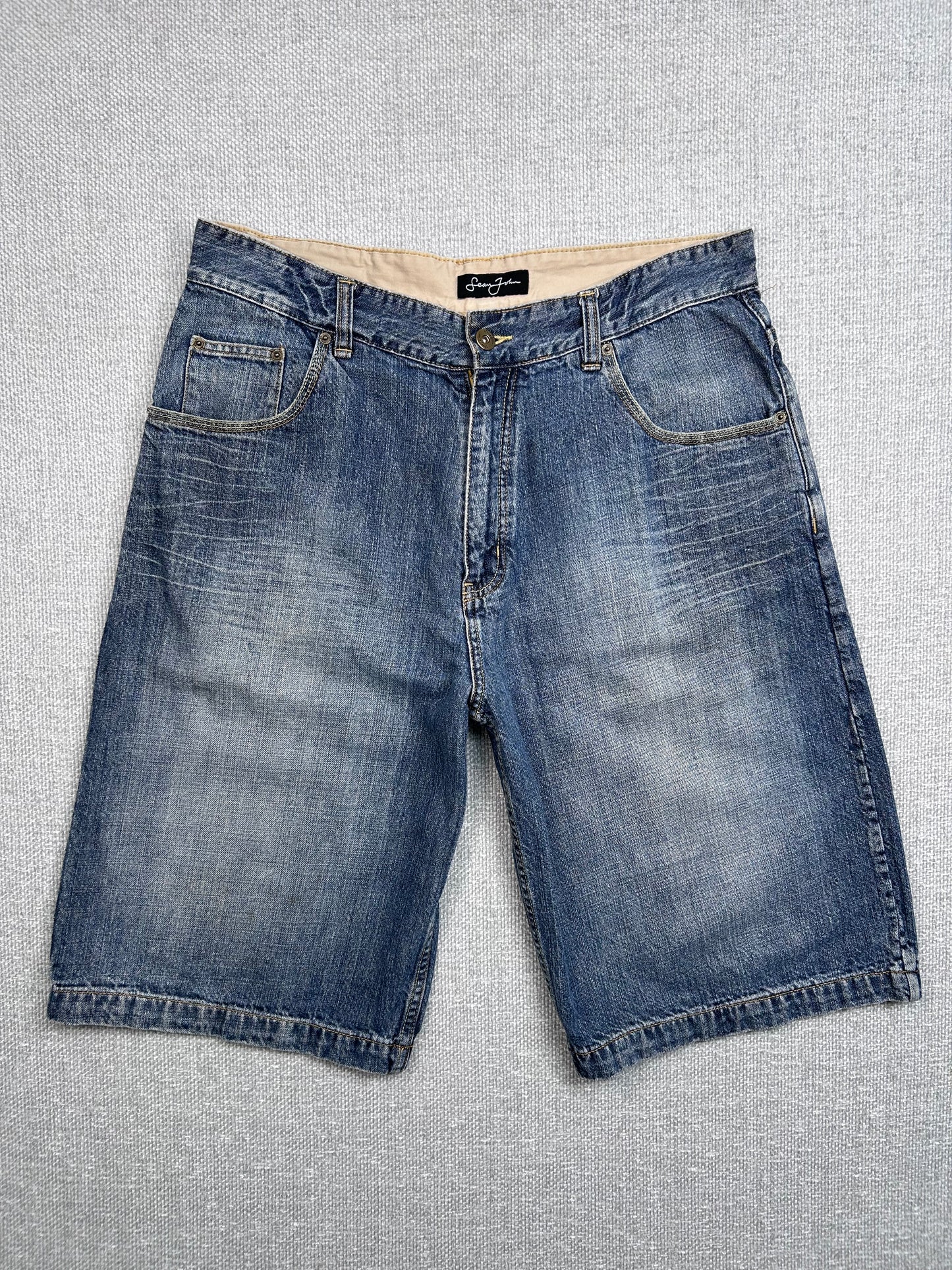 Y2K Baggy Denim Shorts 35”