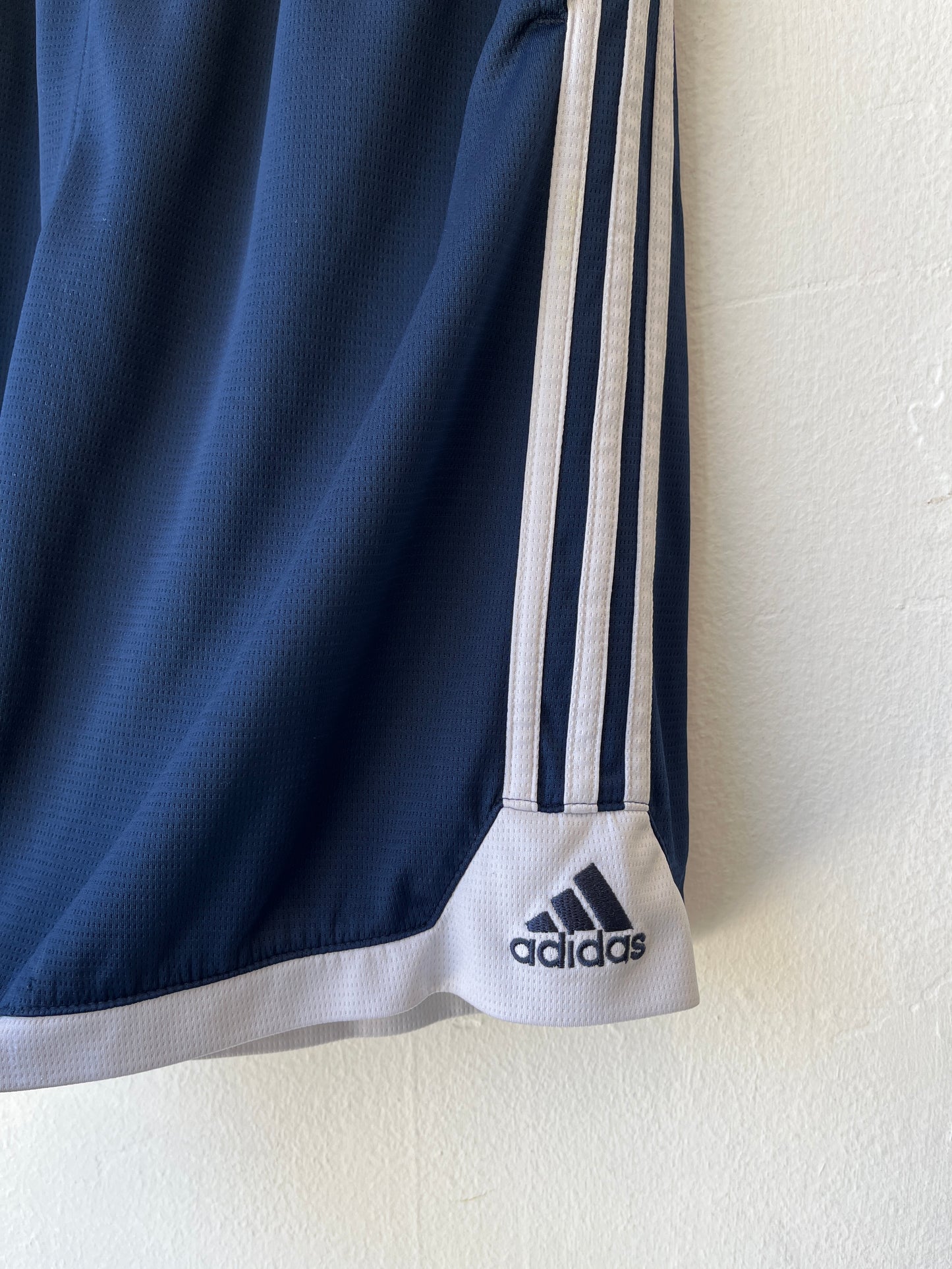 Y2K Adidas Basketball Shorts 24-28"