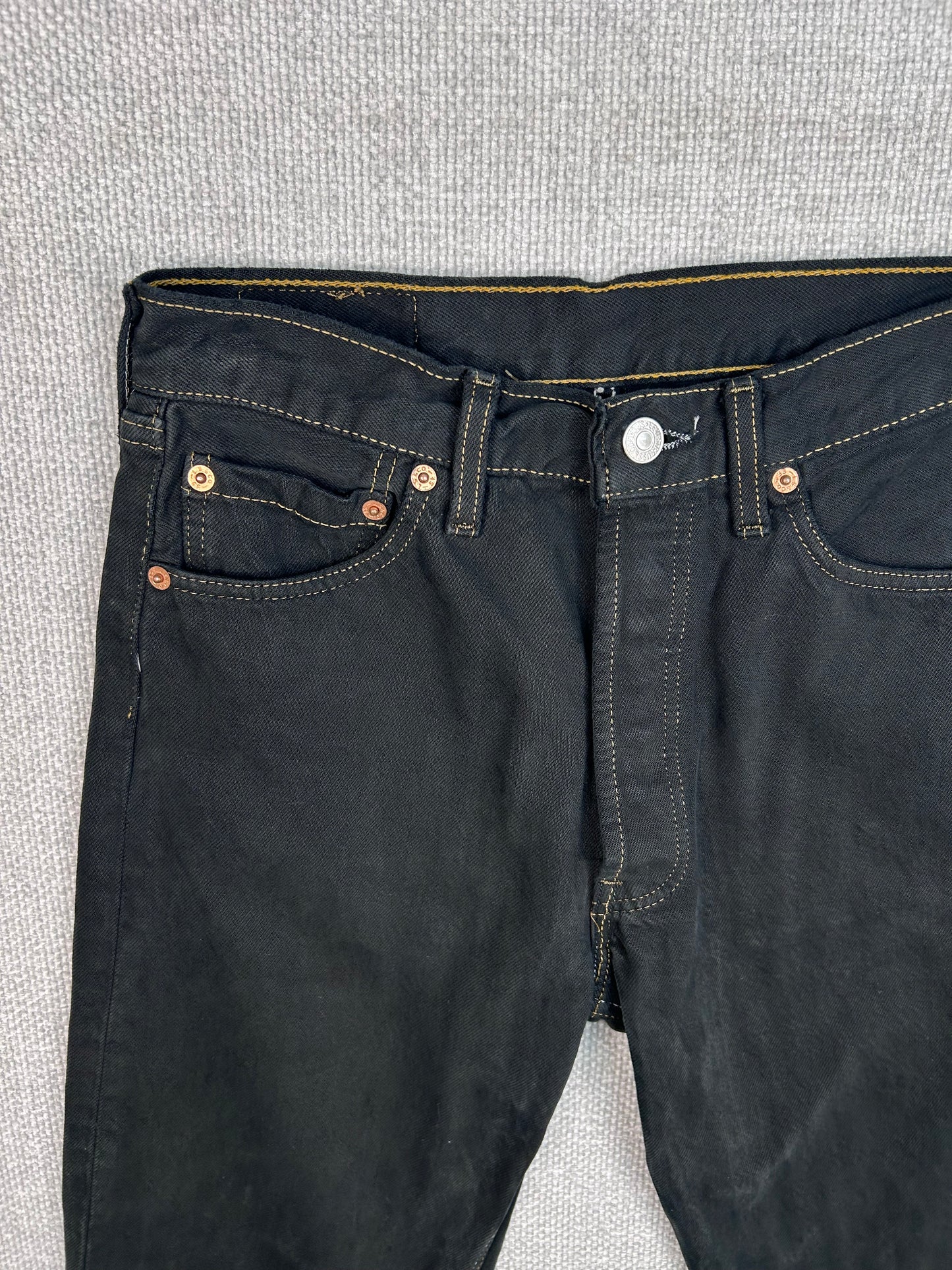 90’s Black Levi’s 501 26”