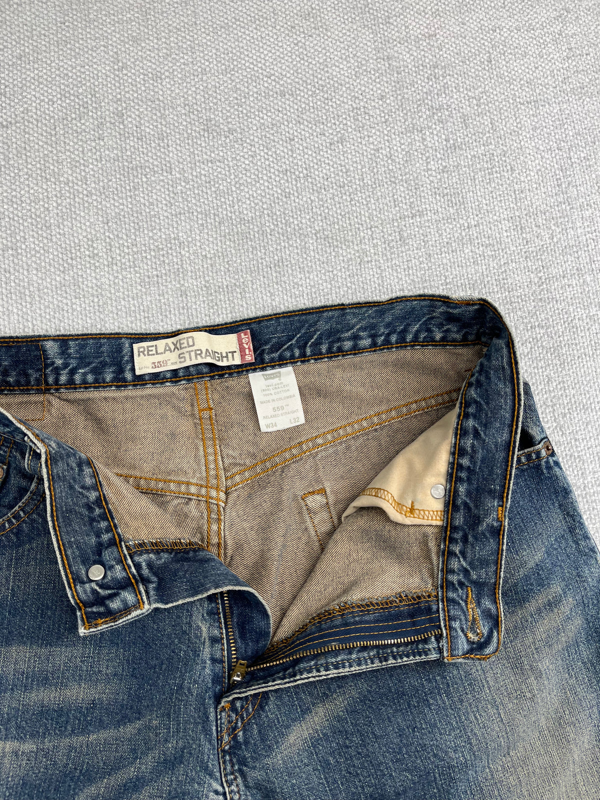 Y2K Levi's 559 Jeans 32"