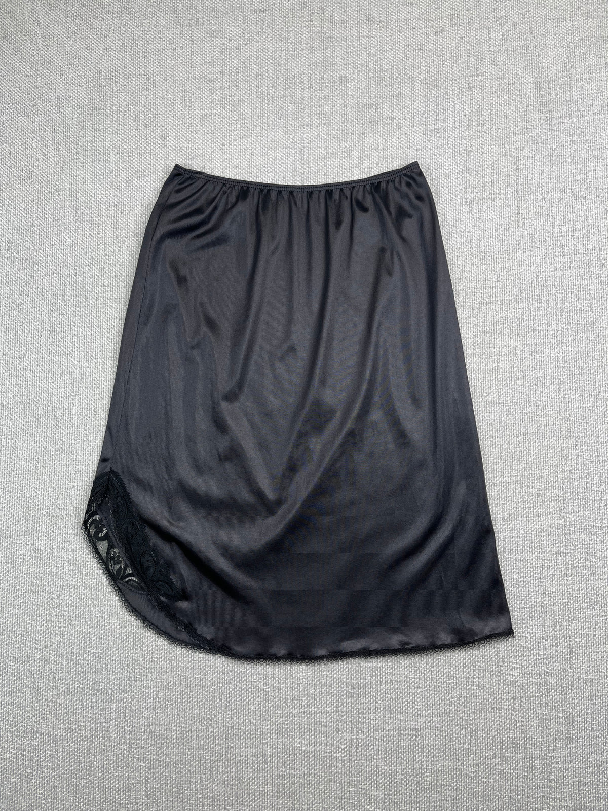 90's Black Slip Skirt 27-32"