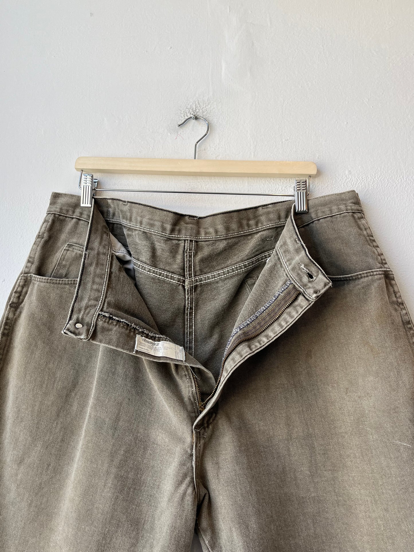 90's Wrangler Denim Shorts 40"