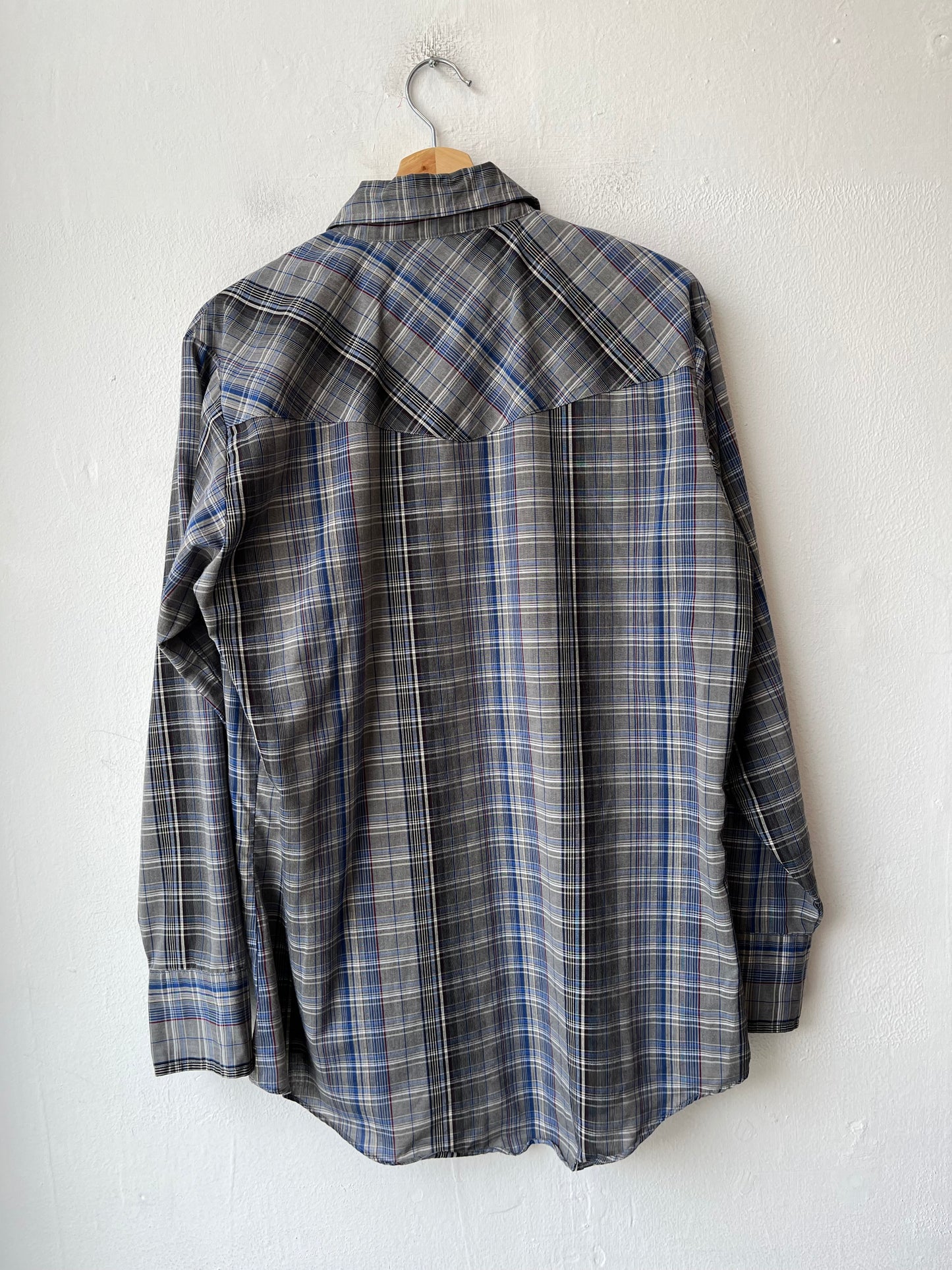 Y2K Plaid Pearl Snap Shirt