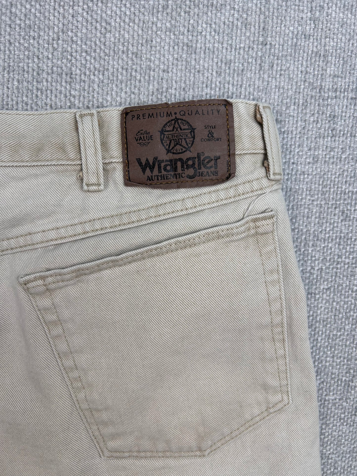 Y2K Wrangler Baggy Shorts 33”