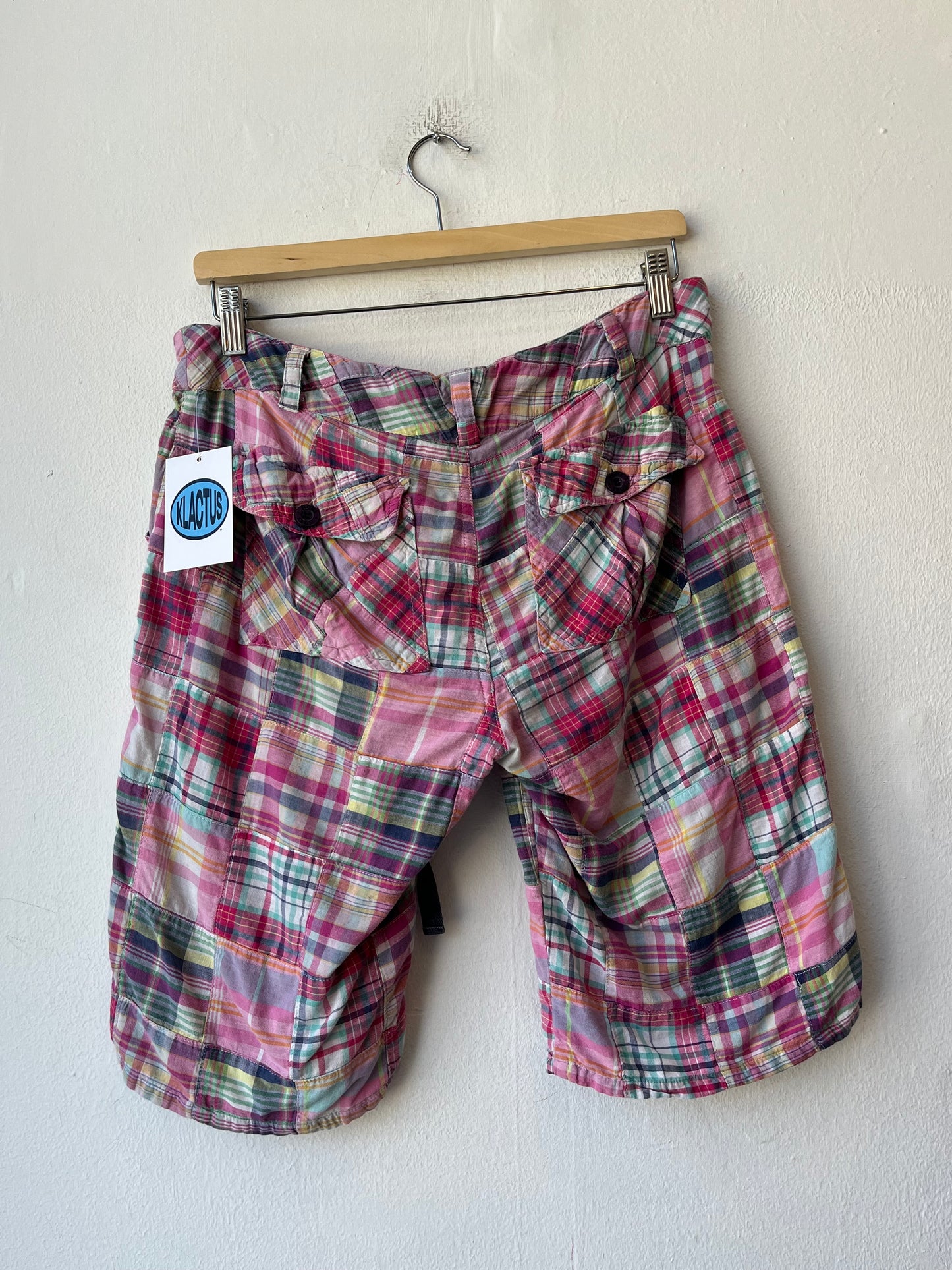 Y2K Plaid Shorts 28-34"