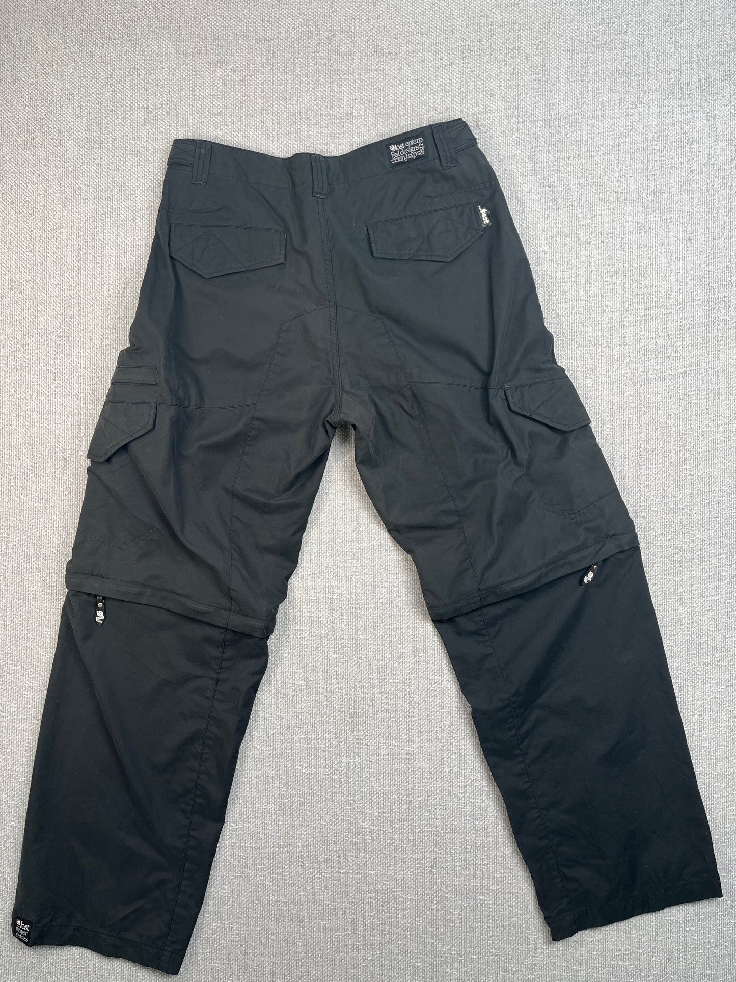 Y2K Lost ENT. Zip Off Pants 31-34”