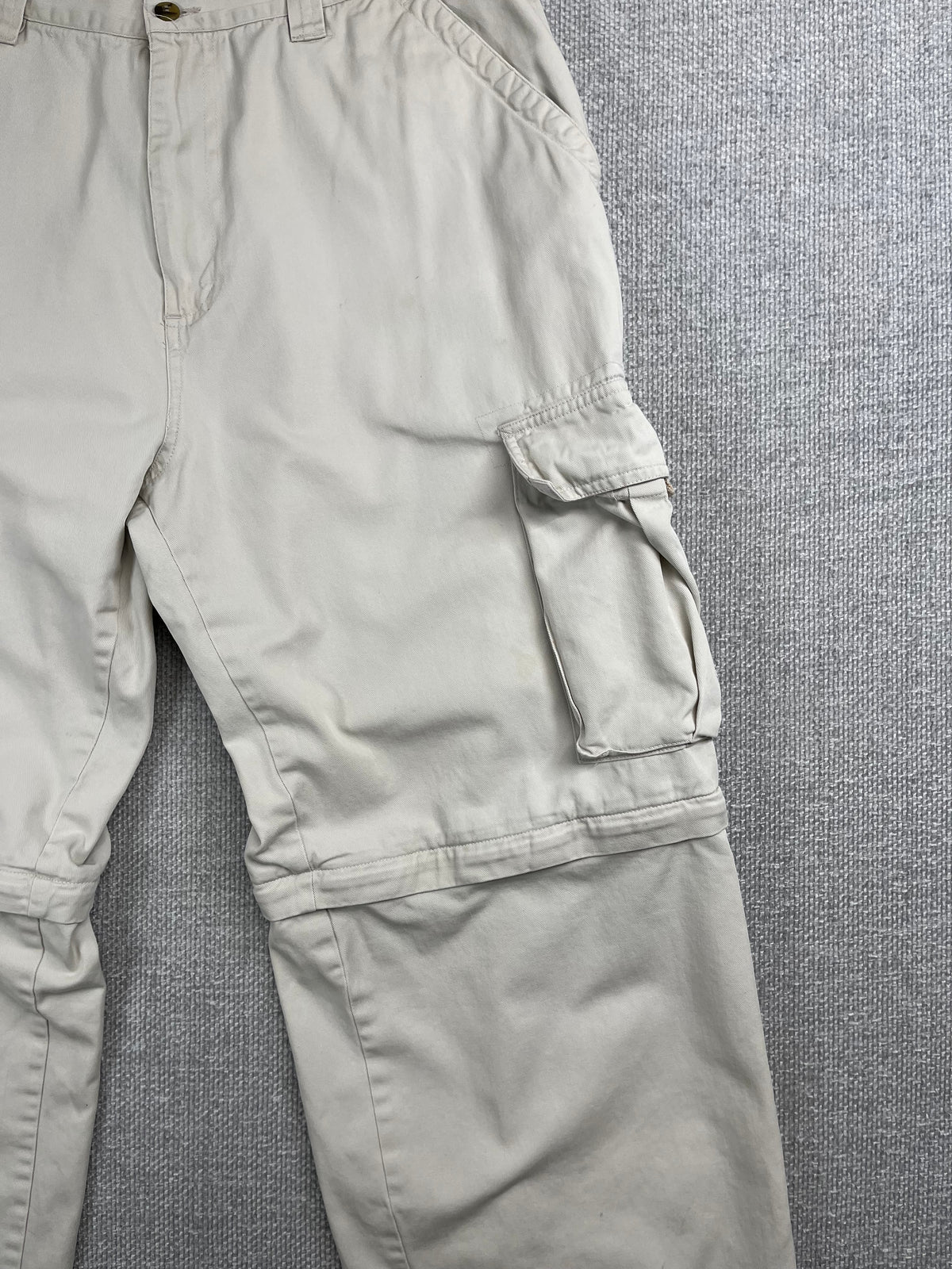 Y2K Urgent Gear Zip Off Cargo Pants 32"