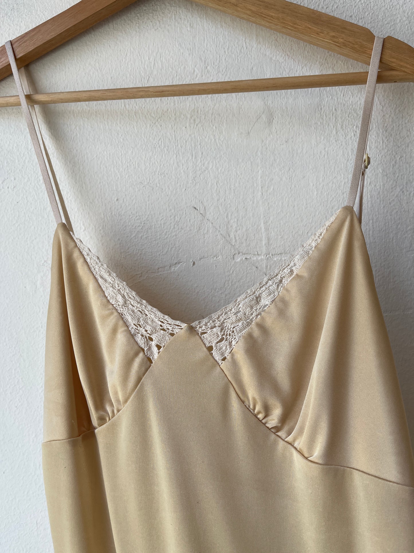 80's Cream Lace Camisole
