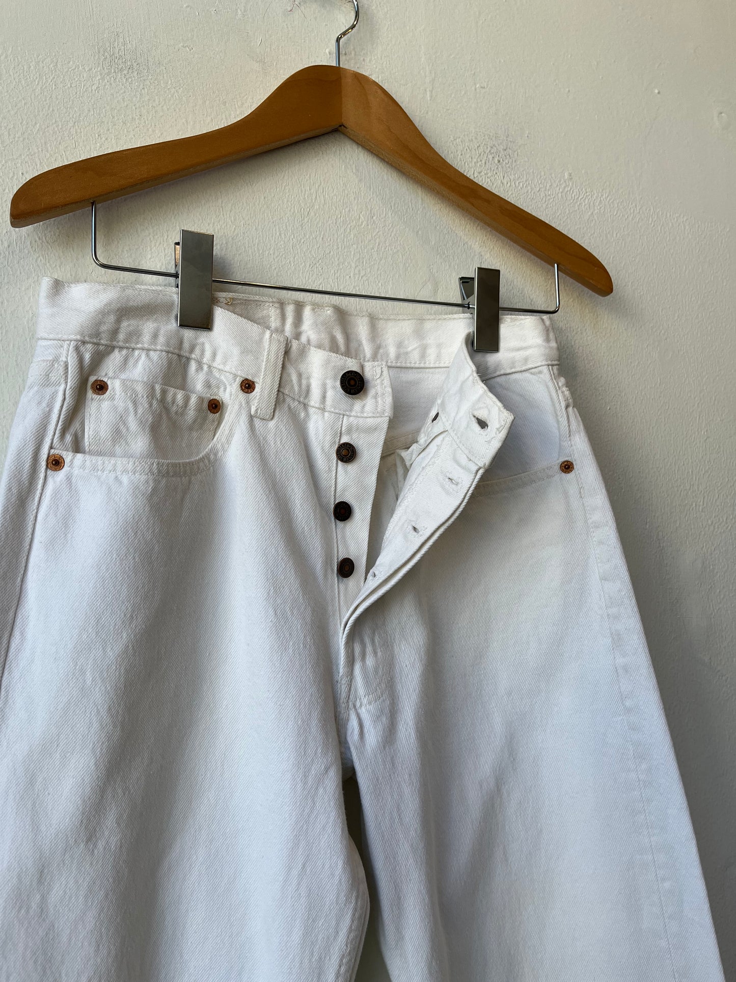90's Levi's 501 White Jeans 28"
