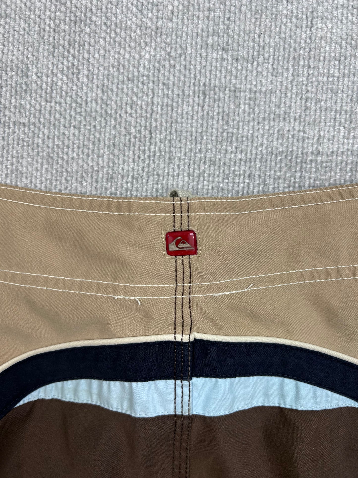 Y2K Tan Quiksilver Board Shorts 32”
