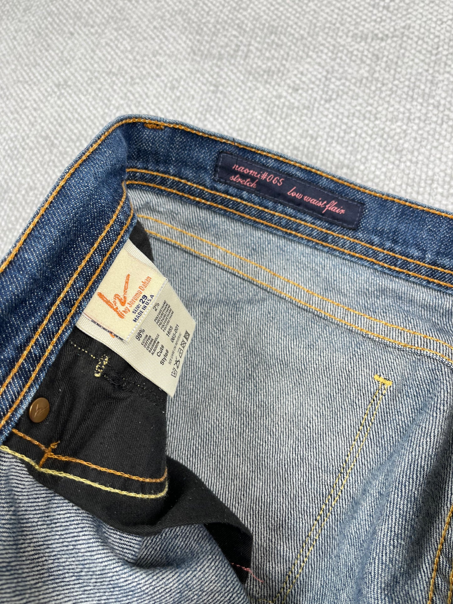 Y2K Low Rise Flare Jeans 31"