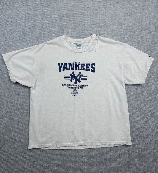 2003 Distressed Yankees T-Shirt