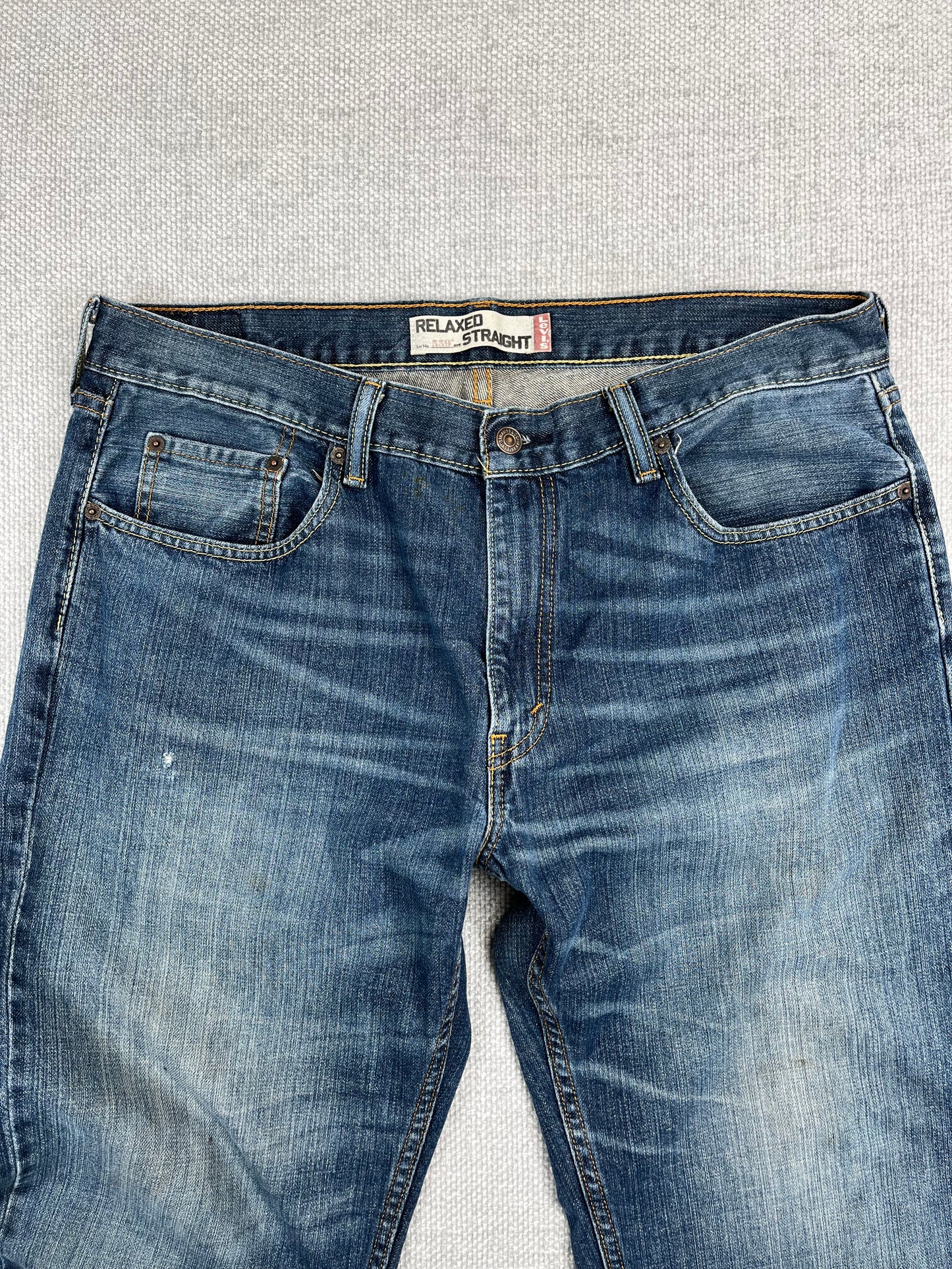 Y2K Levi’s 559 Jeans 36”