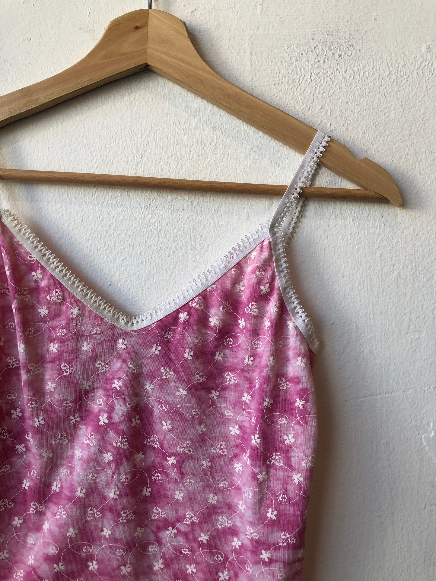 90's Pink Floral Tank