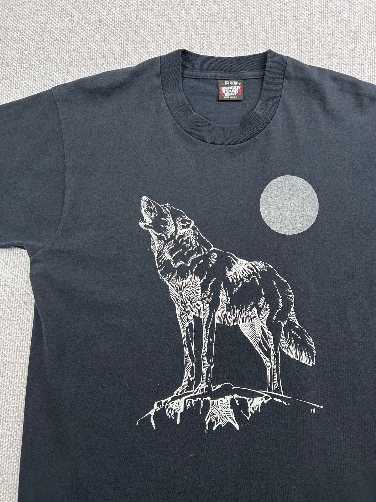90's Howling Wolf T-Shirt