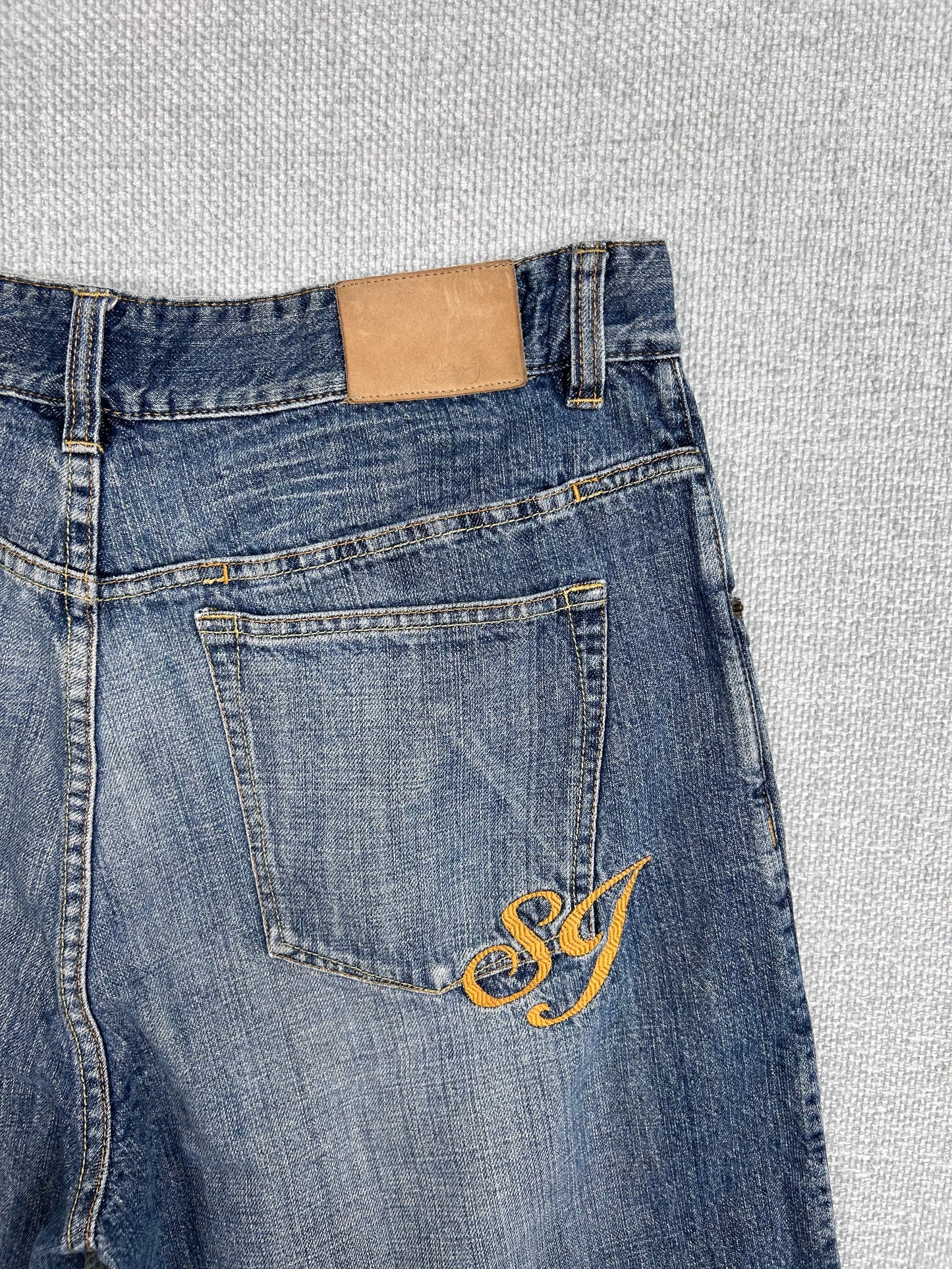 Y2K Baggy Denim Shorts 35”