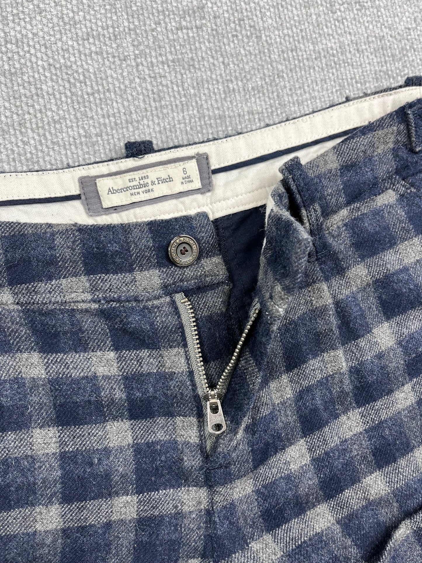 Y2K Abercrombie Wool Mini Shorts 31"