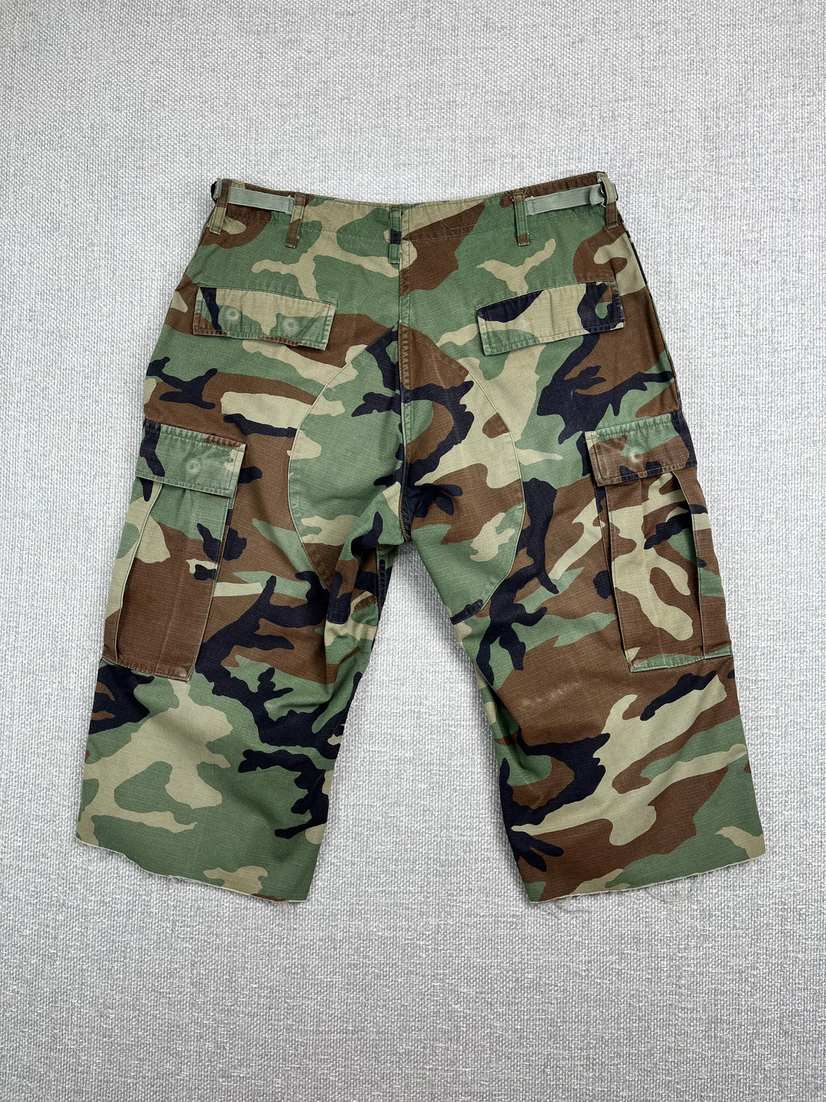 2001 Camo Cutoff Shorts 28-33"