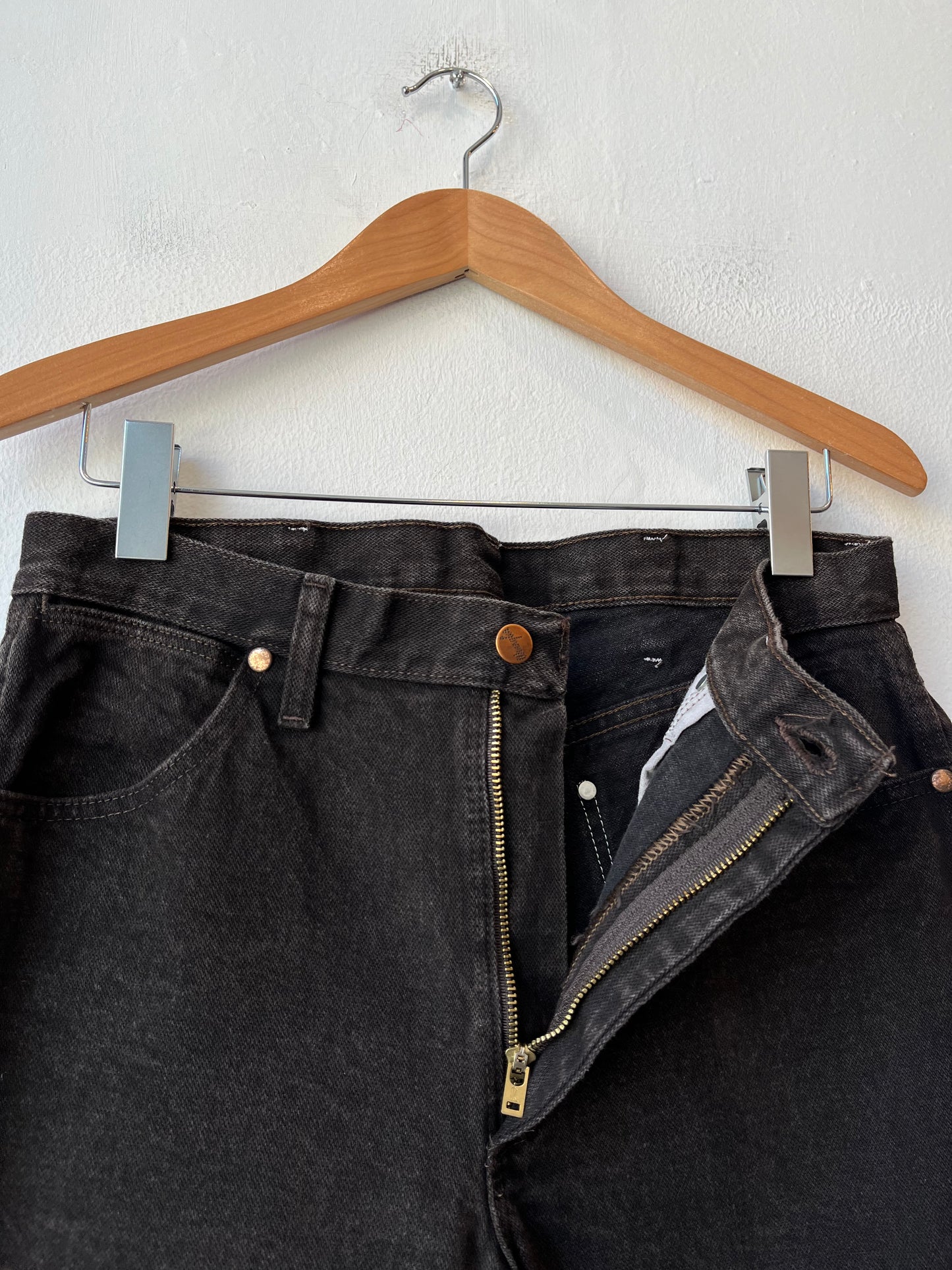 Y2K Wranglers Black Jeans 31"