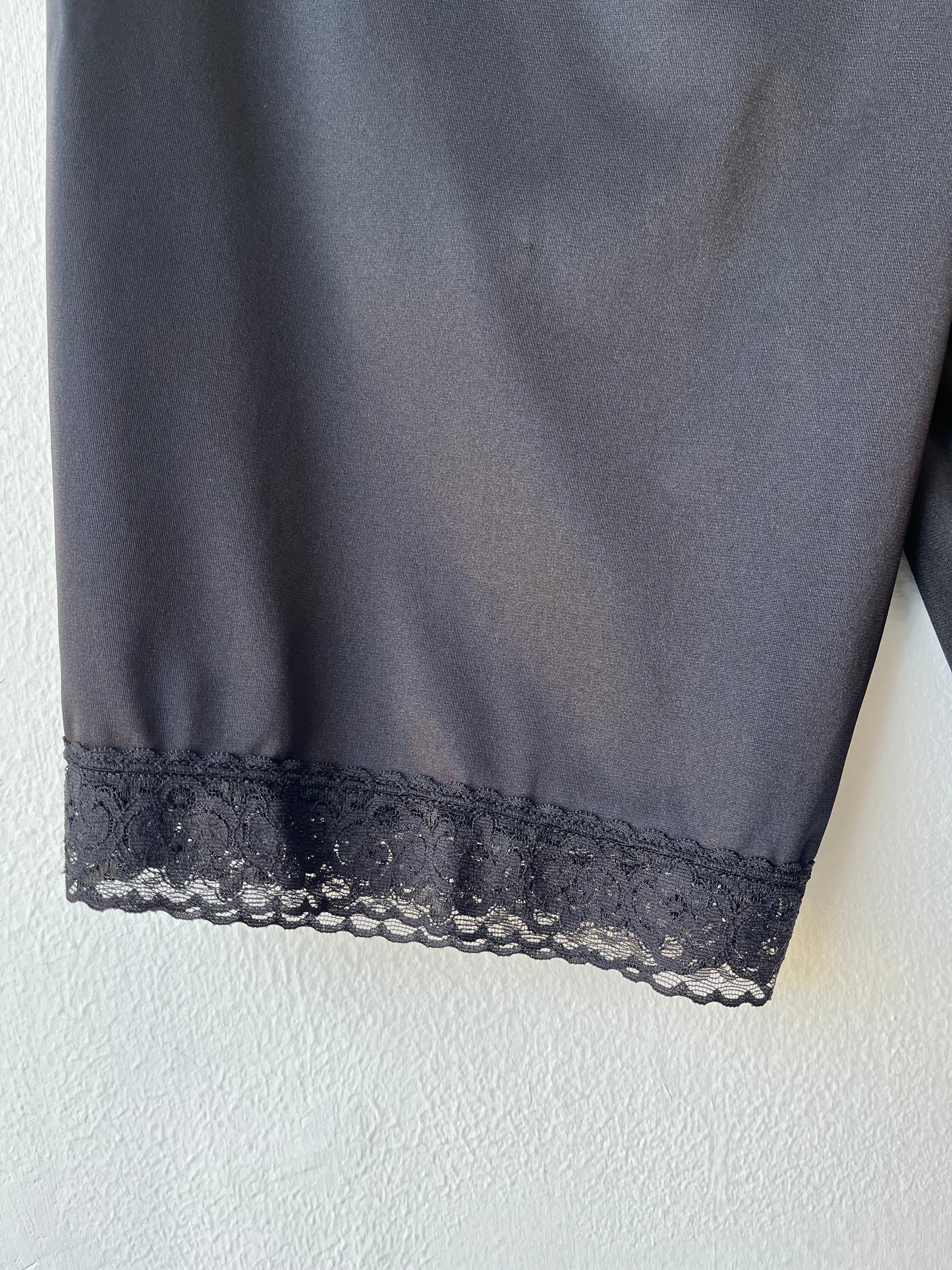 90's Black Bloomer Shorts 28-32"
