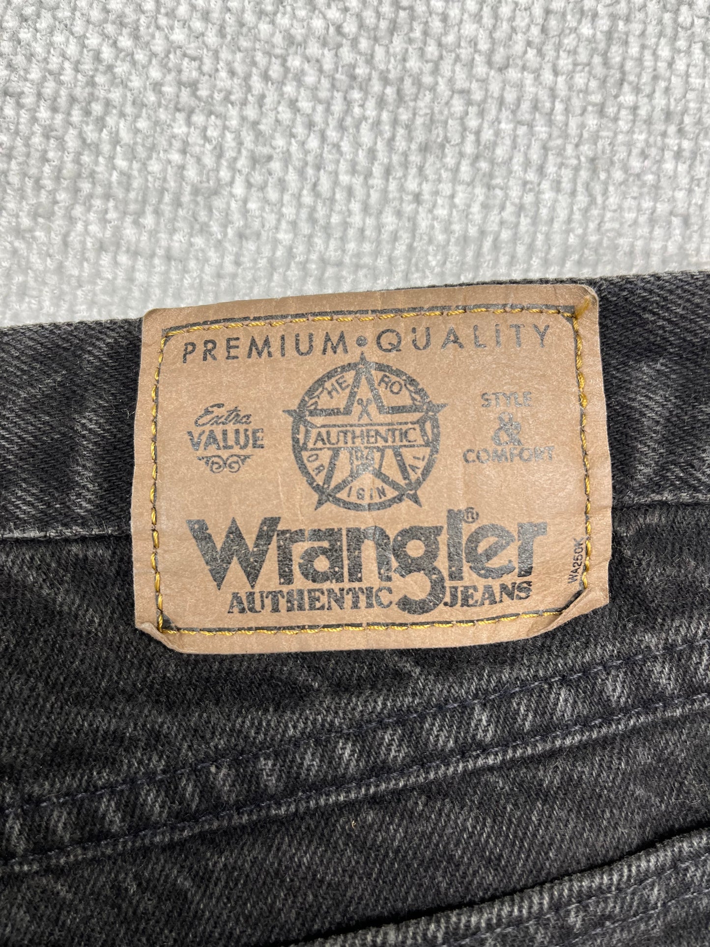 Y2K Wrangler Black Denim Shorts 30"