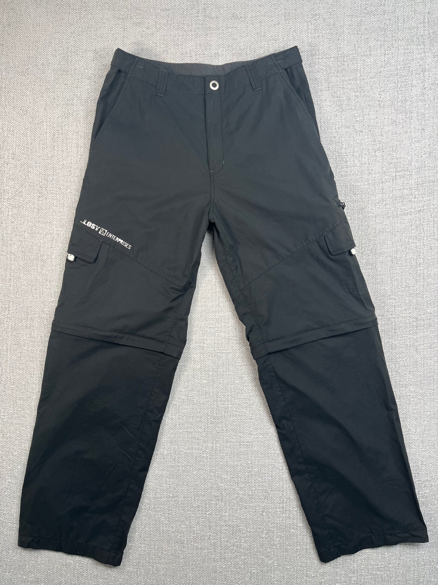 Y2K Lost ENT. Zip Off Pants 31-34”