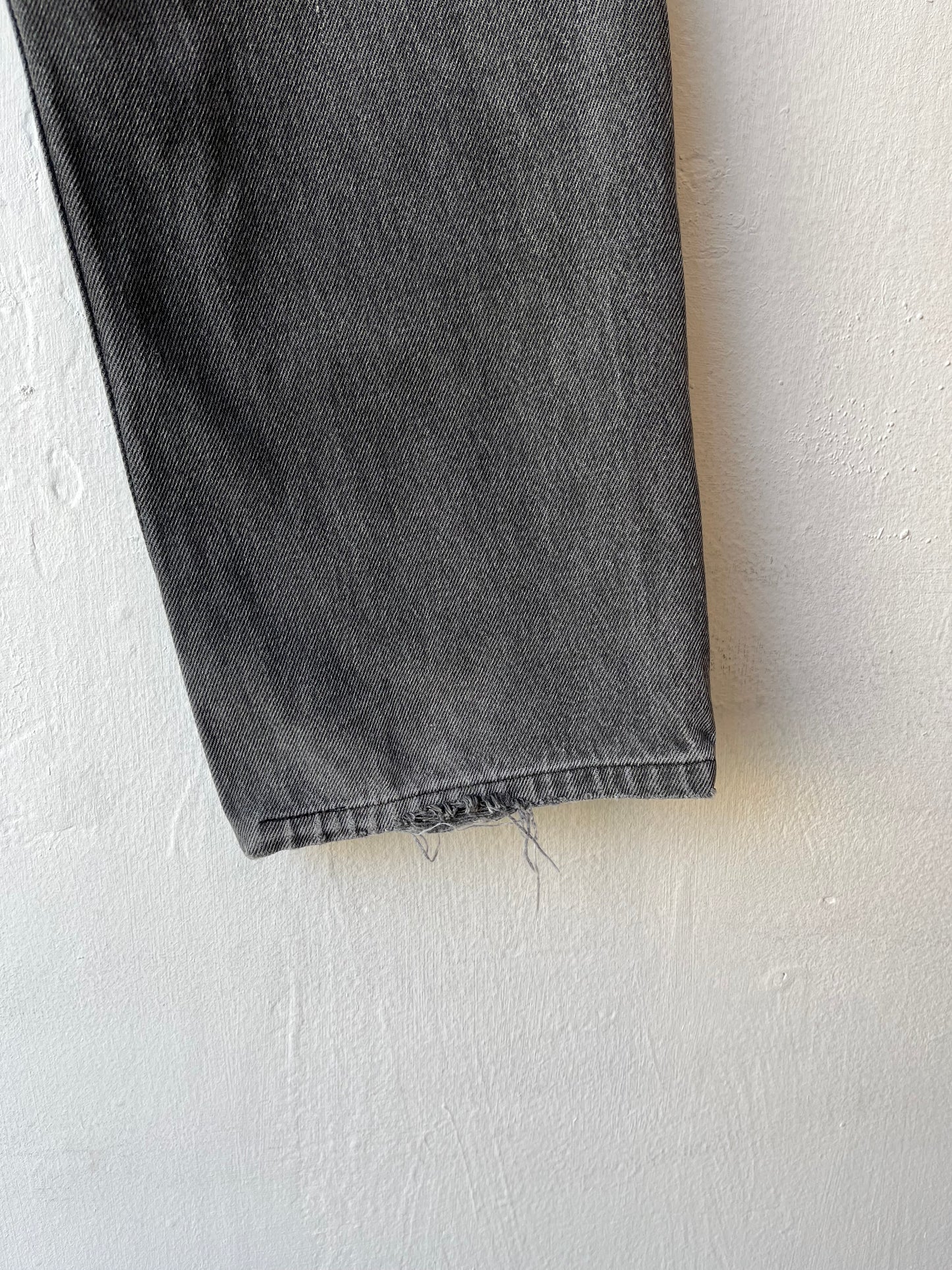 Y2K Black Levi's 505 28"