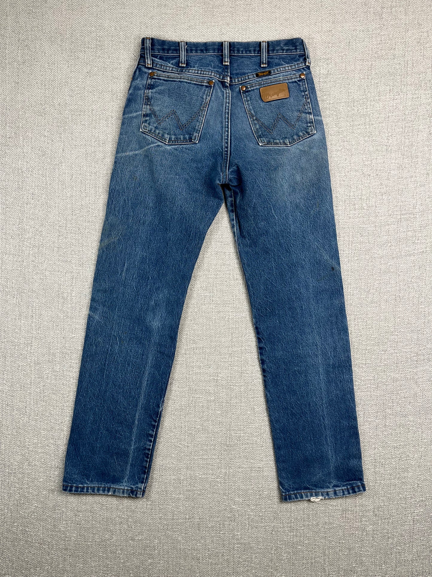90's Distressed Wrangler Jeans 28"