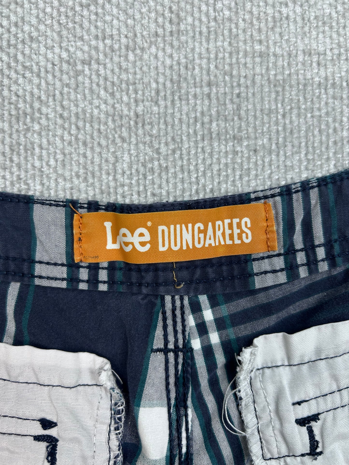 Y2K Plaid Baggy Shorts 34”