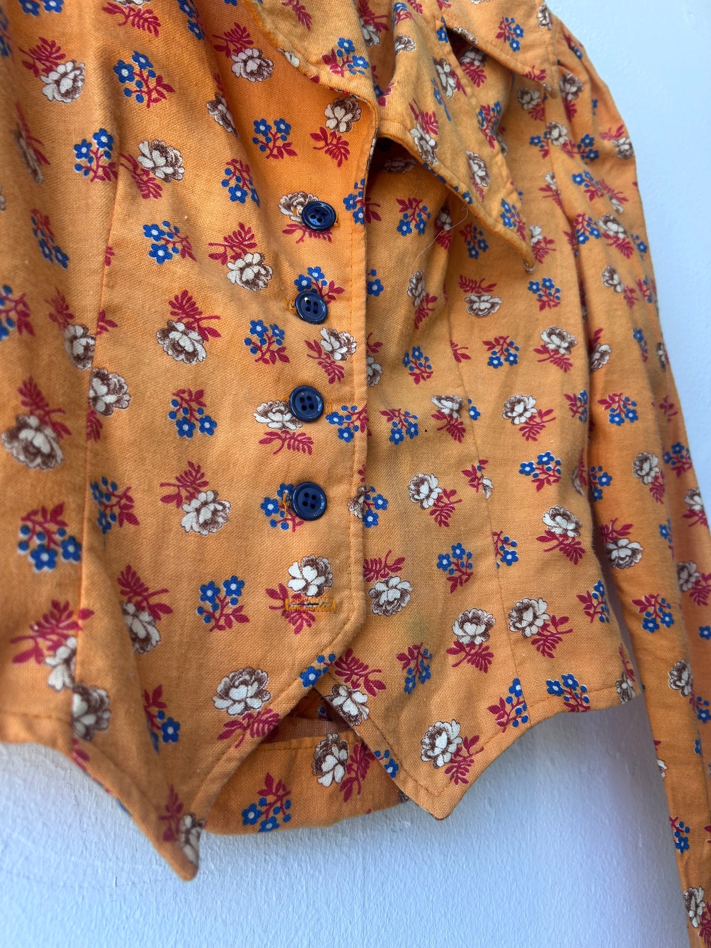 90’s Orange Floral Button Down
