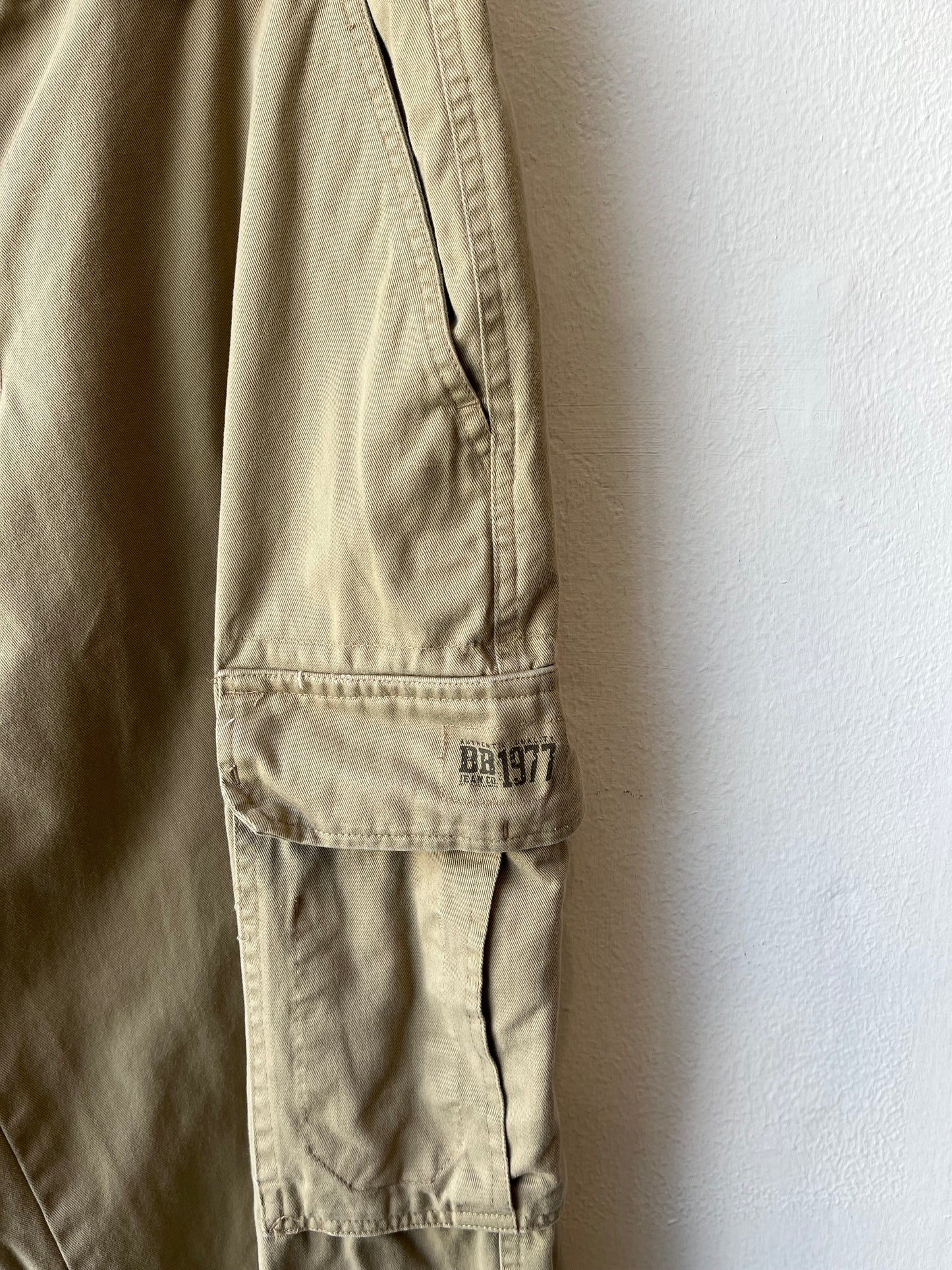 Y2K Tan Cargo Pants 32"