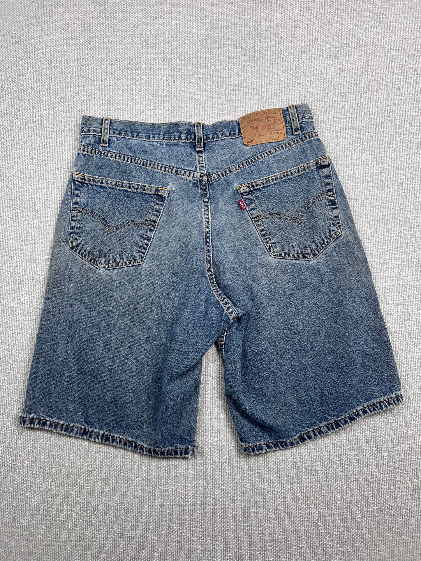 90's Levi's 550 Shorts 33"