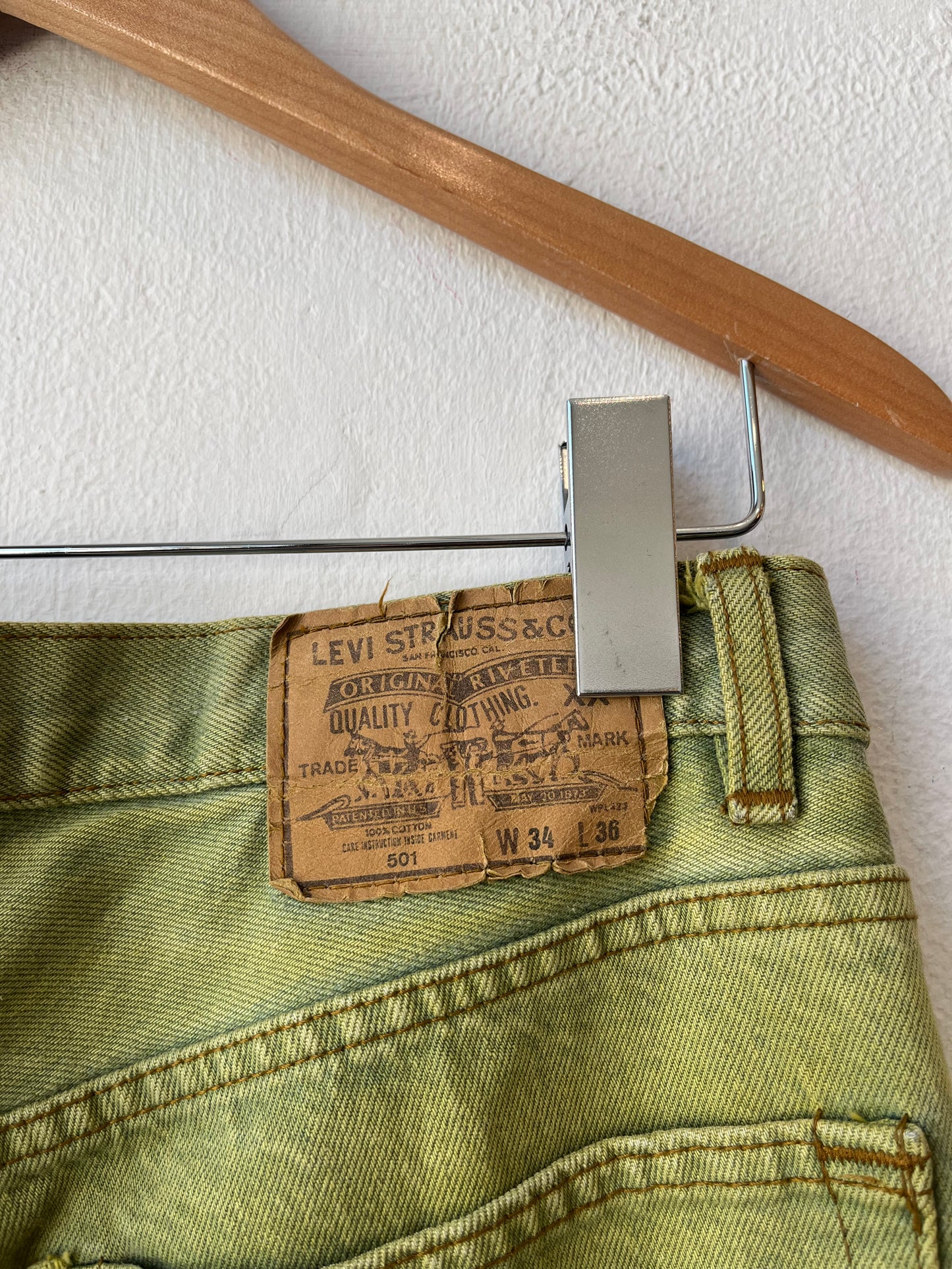 90's Levi's Green 501 31"