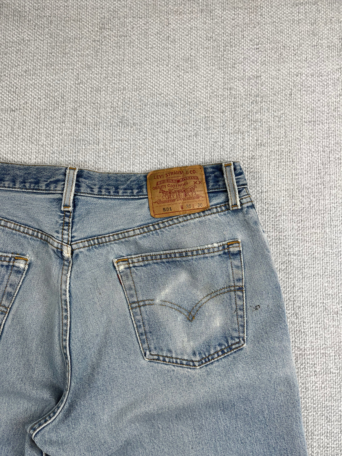 90's Levi's 501 33"