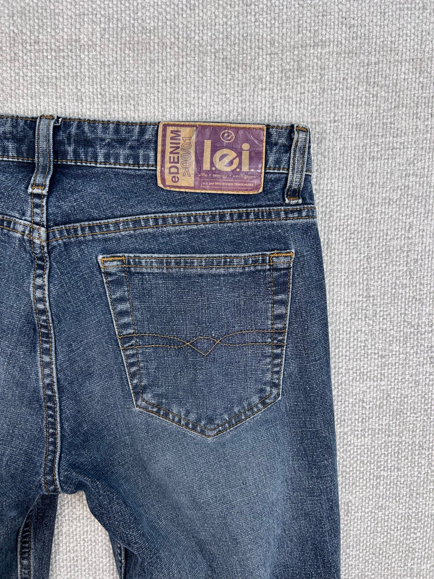 Y2K Low Rise Flare Jeans 29”