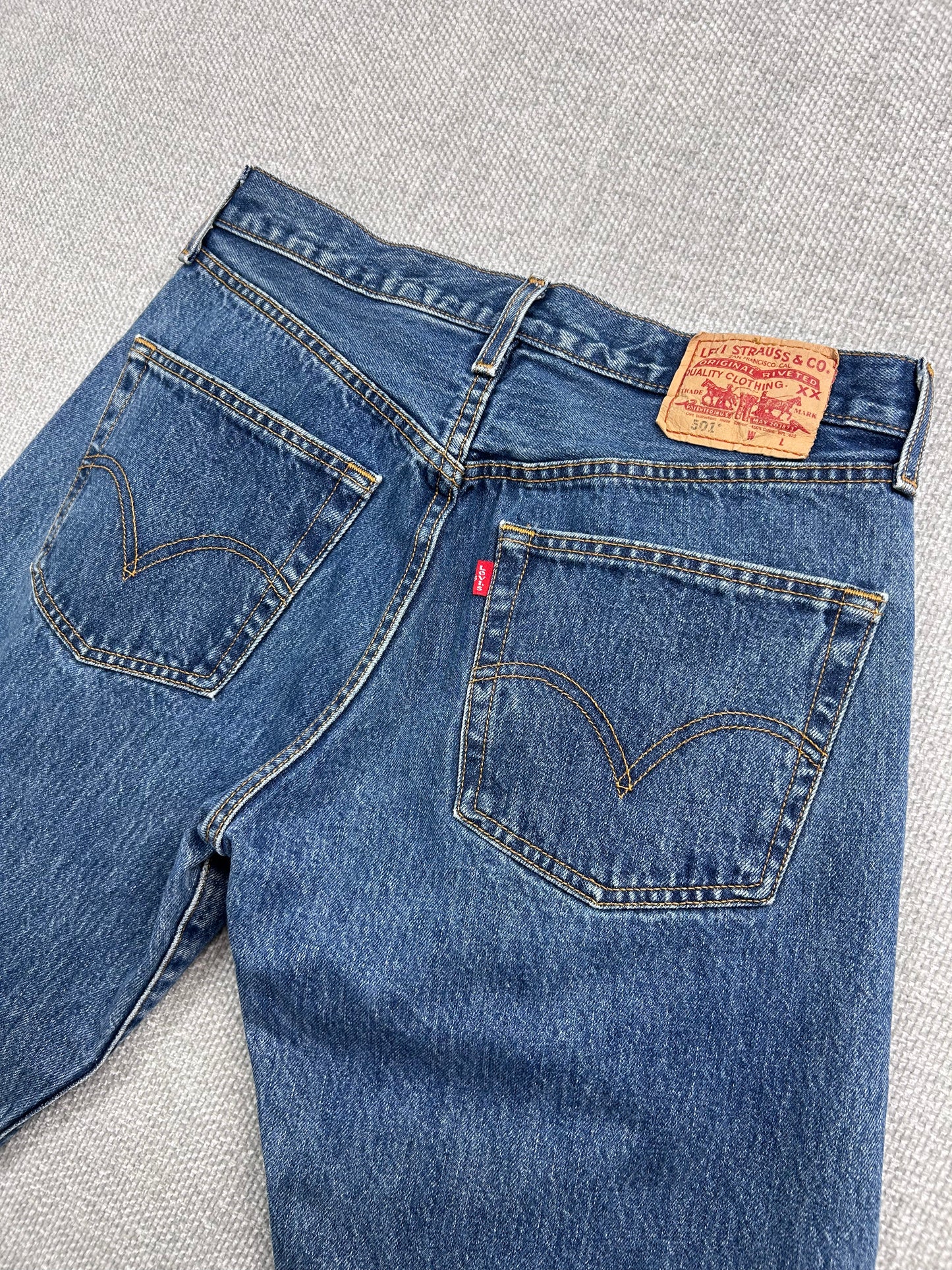 Y2K Levi's 501 Jeans 30"