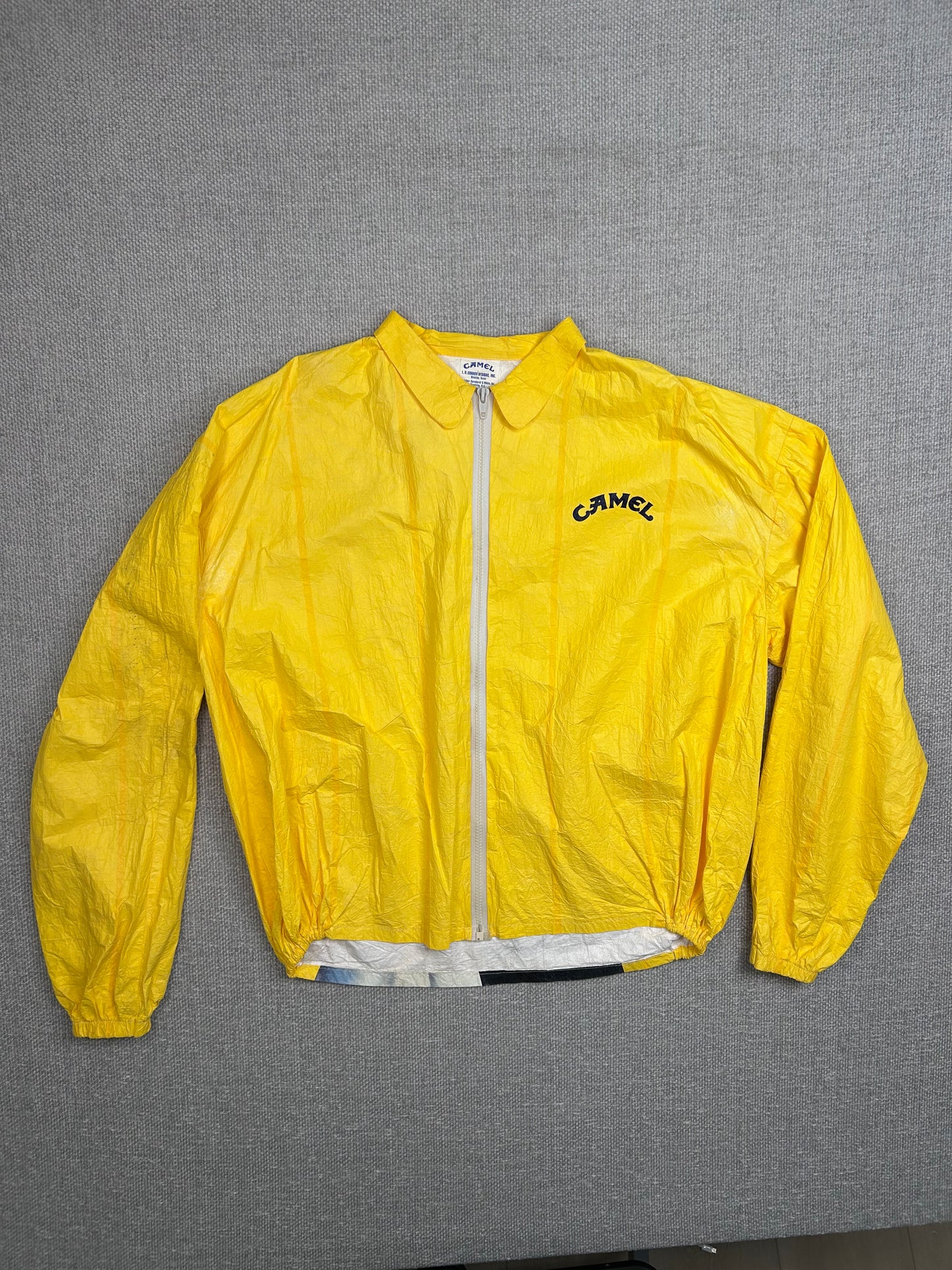 90’s Camel Windbreaker