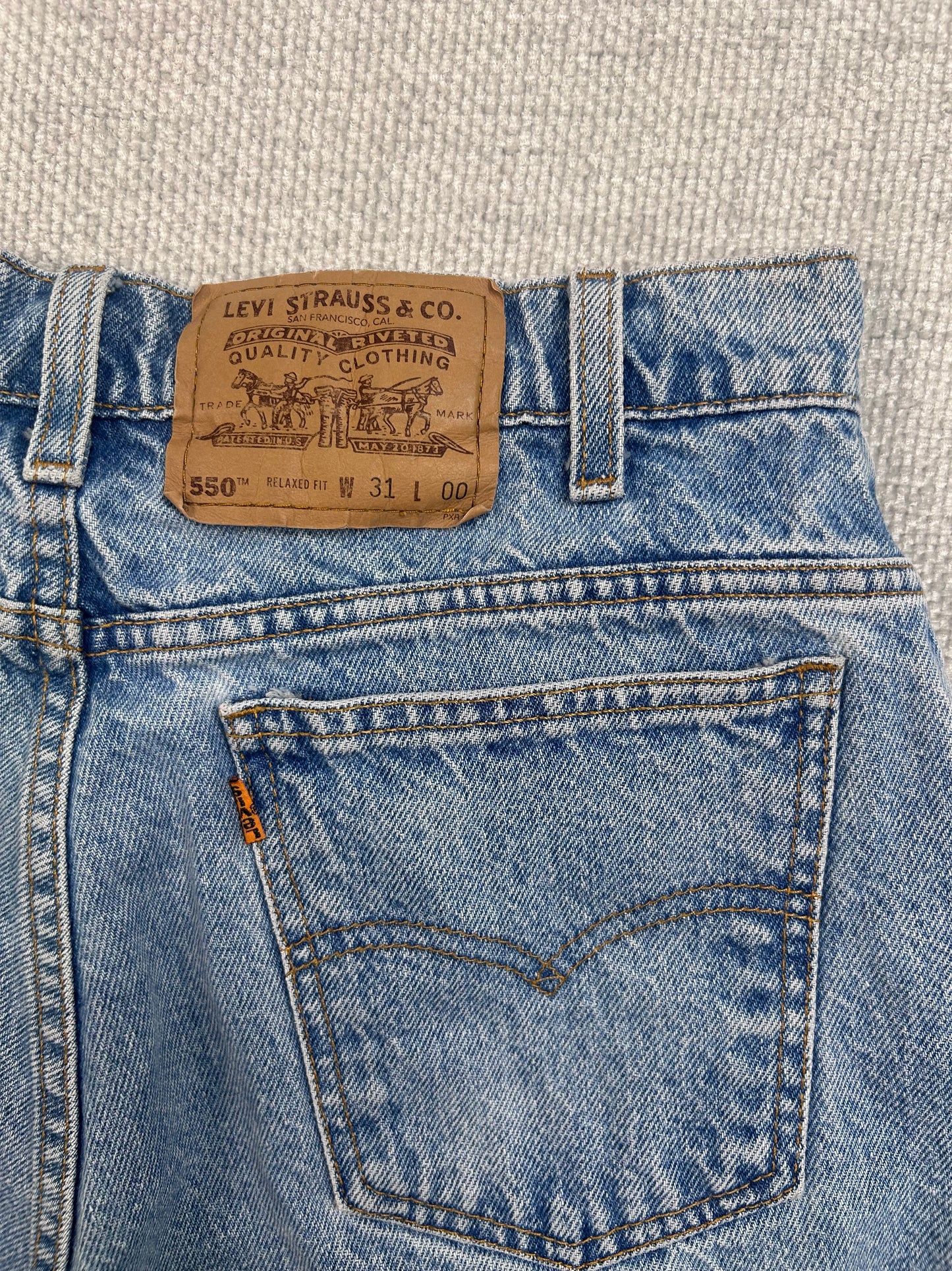 90’s Levi’s 550 Shorts 28”