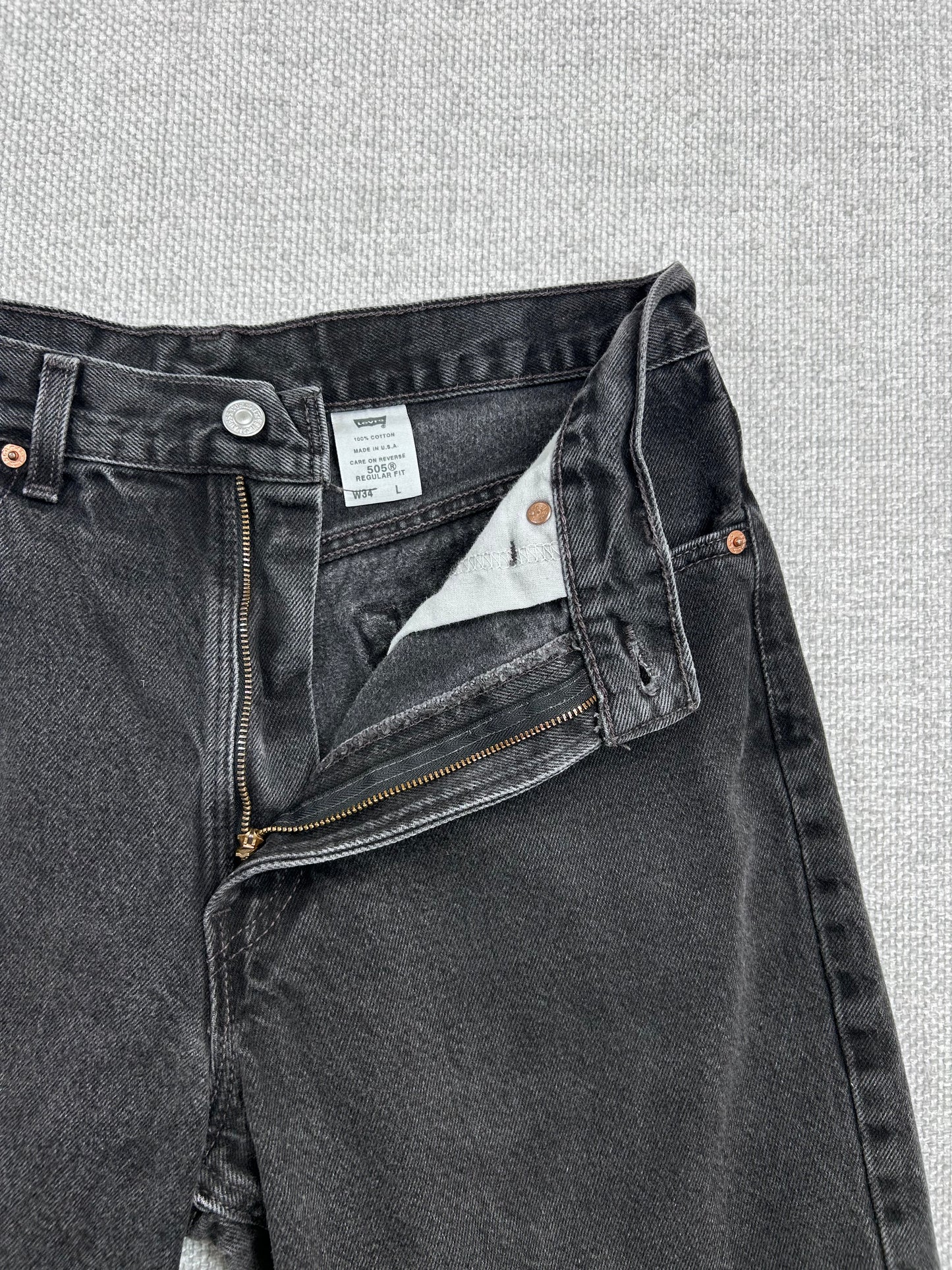 Y2K Levi's 505 Shorts 32"