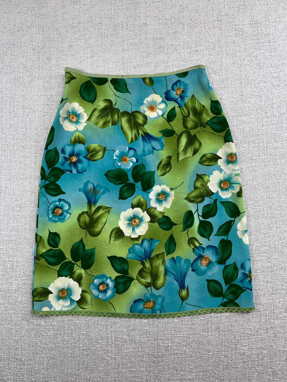 90's Floral Midi Skirt 26"