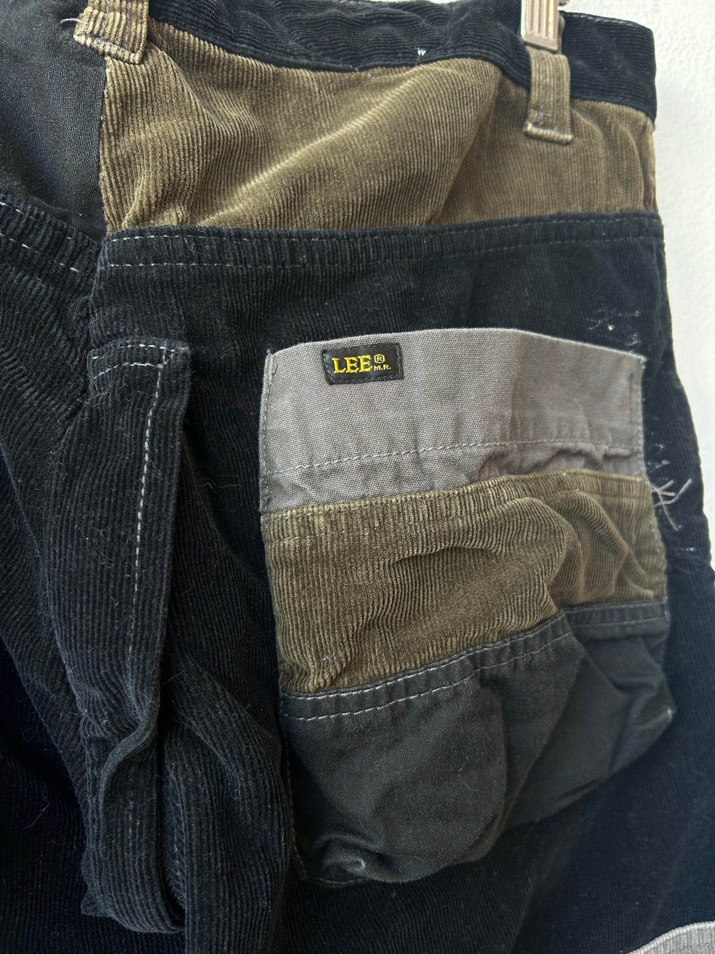 Y2K Lee Corduroy Block Flare Pants 32"