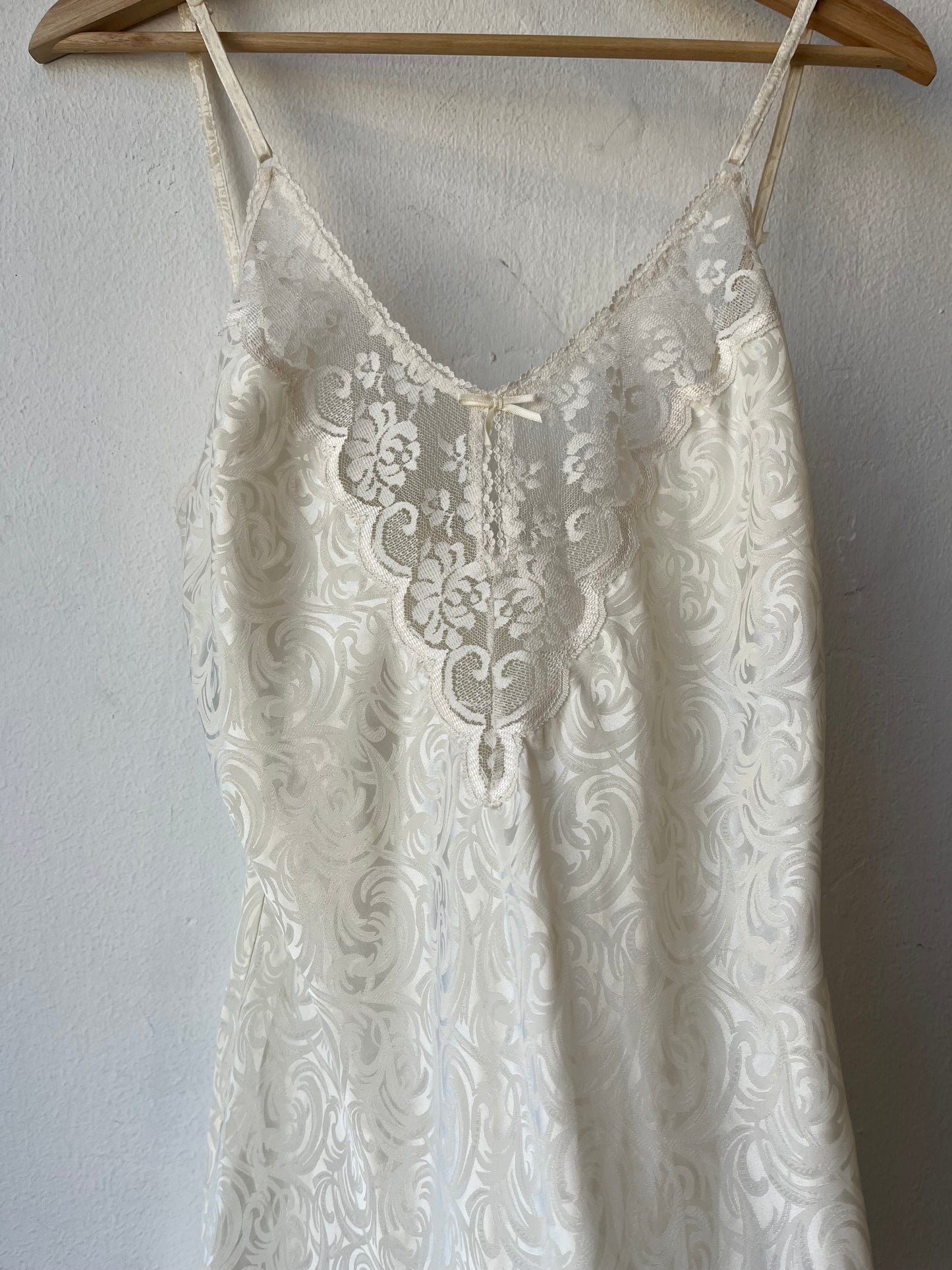 90's White Lace Slip Dress