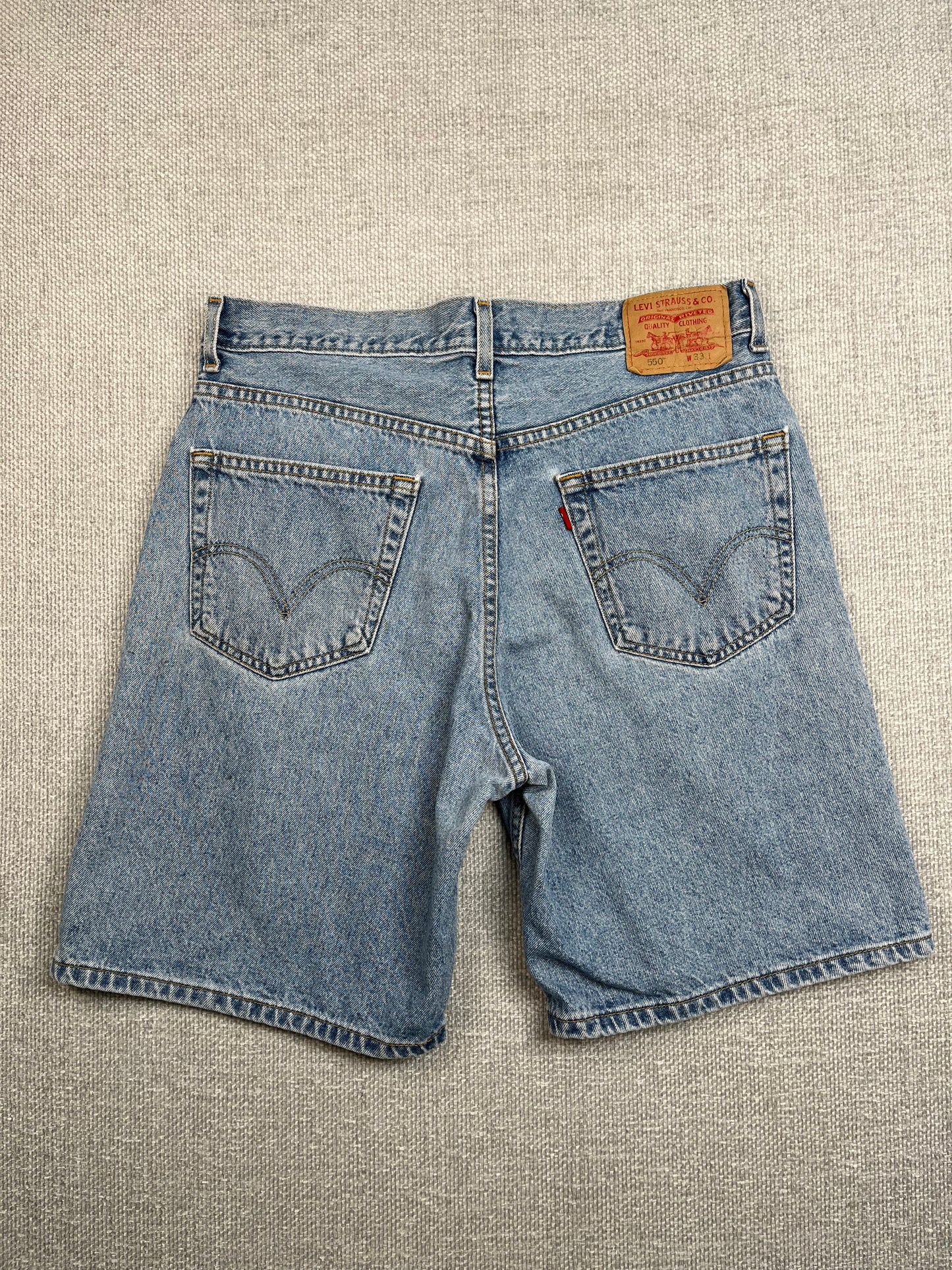 Y2K Levi’s 550 Relaxed Shorts 33”