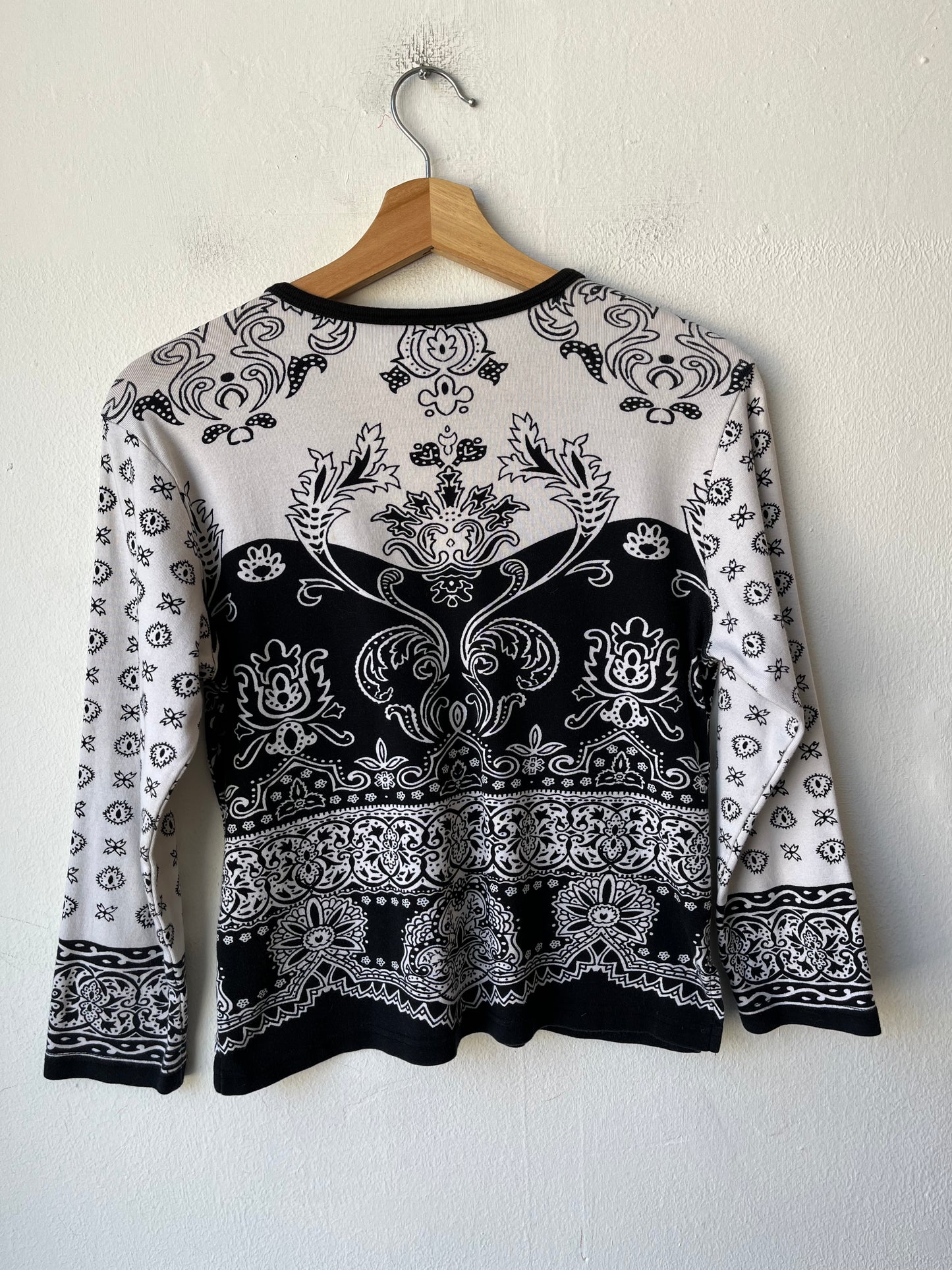 90's Black & White Pattern Top